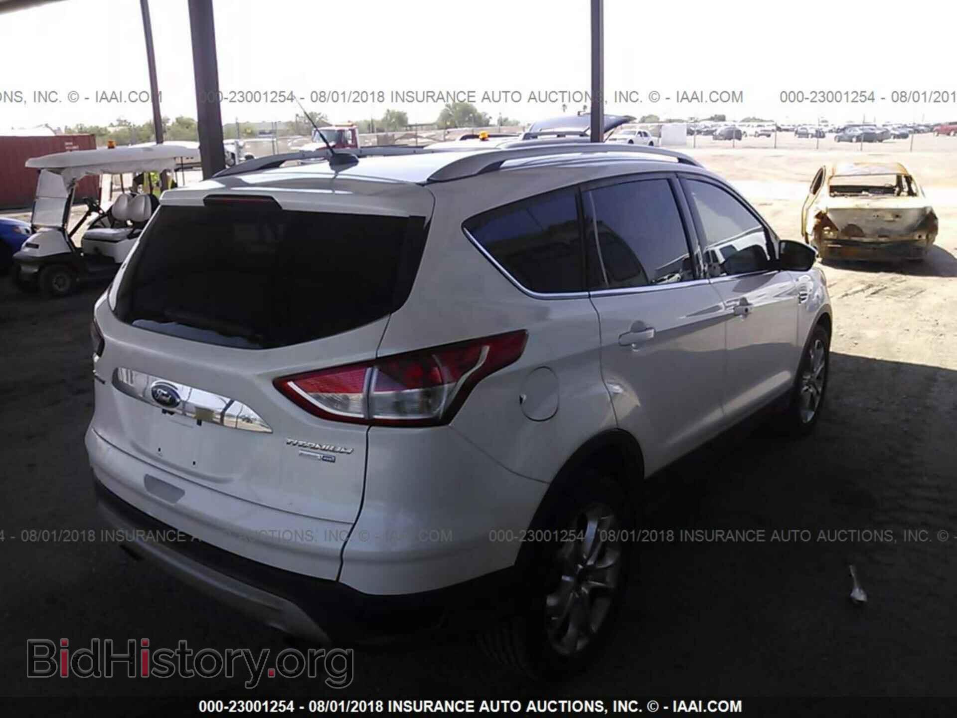 2014 Ford Escape - VIN: 1FMCU9J94EUC93271 - Фото 4