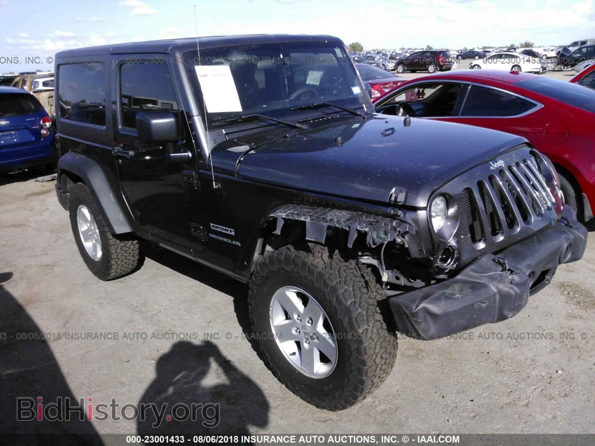 Фотография 1C4AJWAG3HL588163 - JEEP WRANGLER 2017