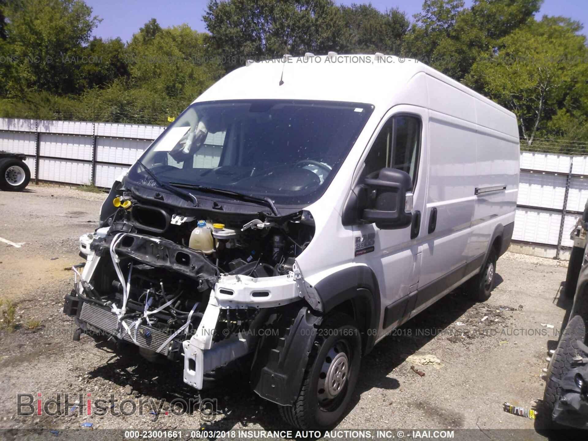 2018 Ram Promaster - VIN: 3C6URVJG0JE102883 - Фото 2