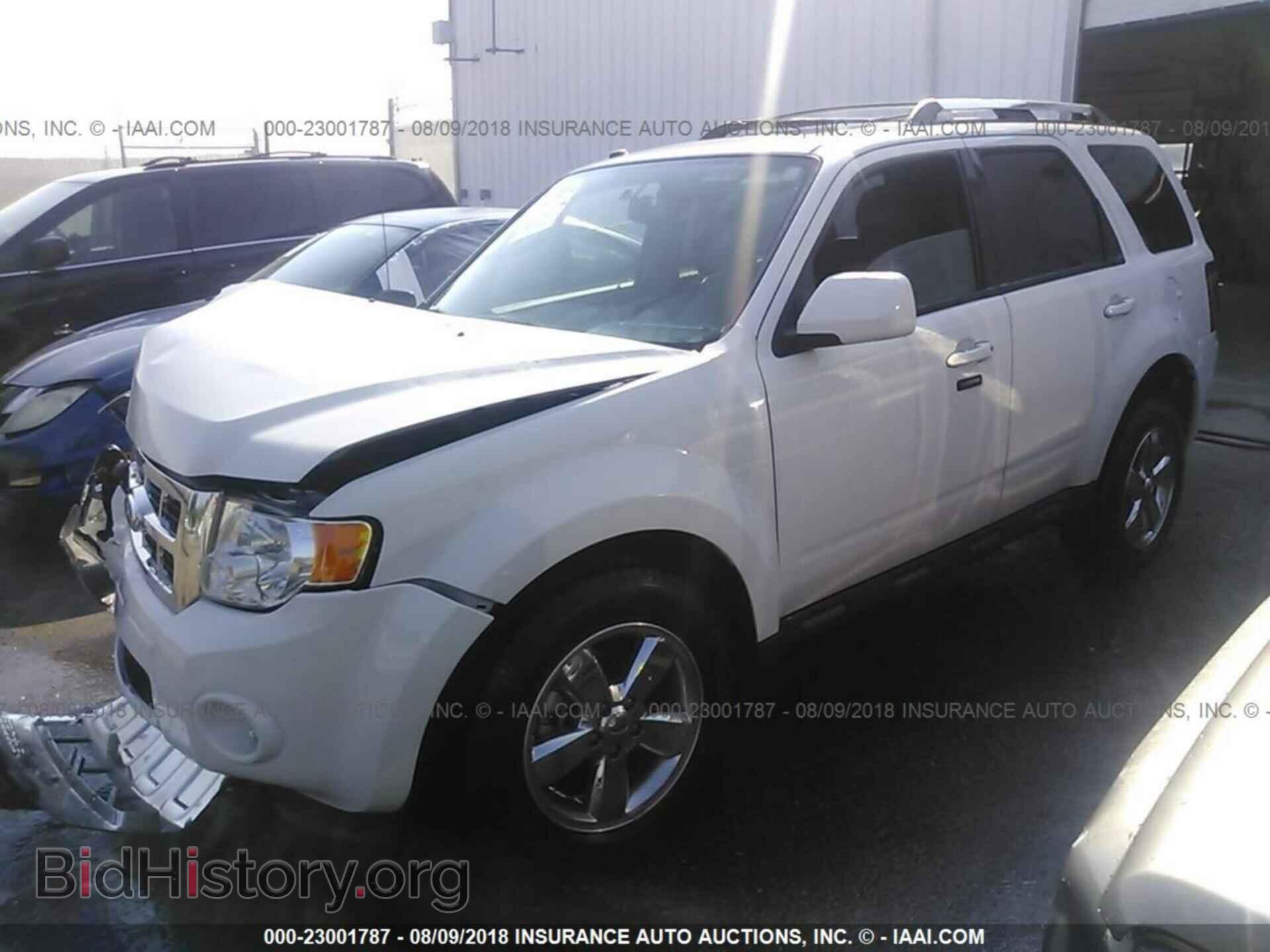 2012 Ford Escape - VIN: 1FMCU9EG8CKC26805 - Фото 2