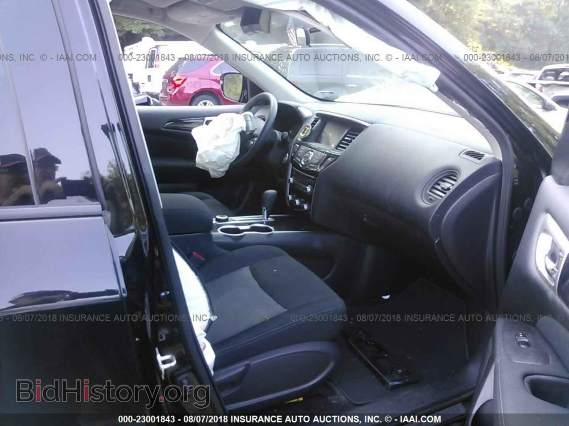 2017 Nissan Pathfinder - VIN: 5N1DR2MM6HC688267 - Фото 5