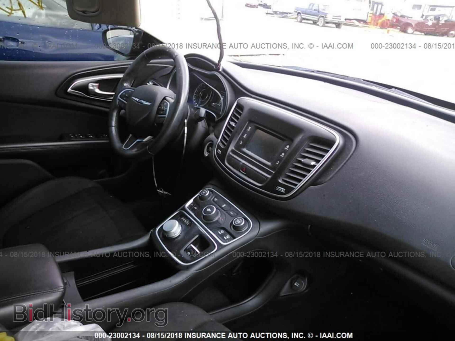 2015 Chrysler 200 - VIN: 1C3CCCAB3FN746108 - Фото 5