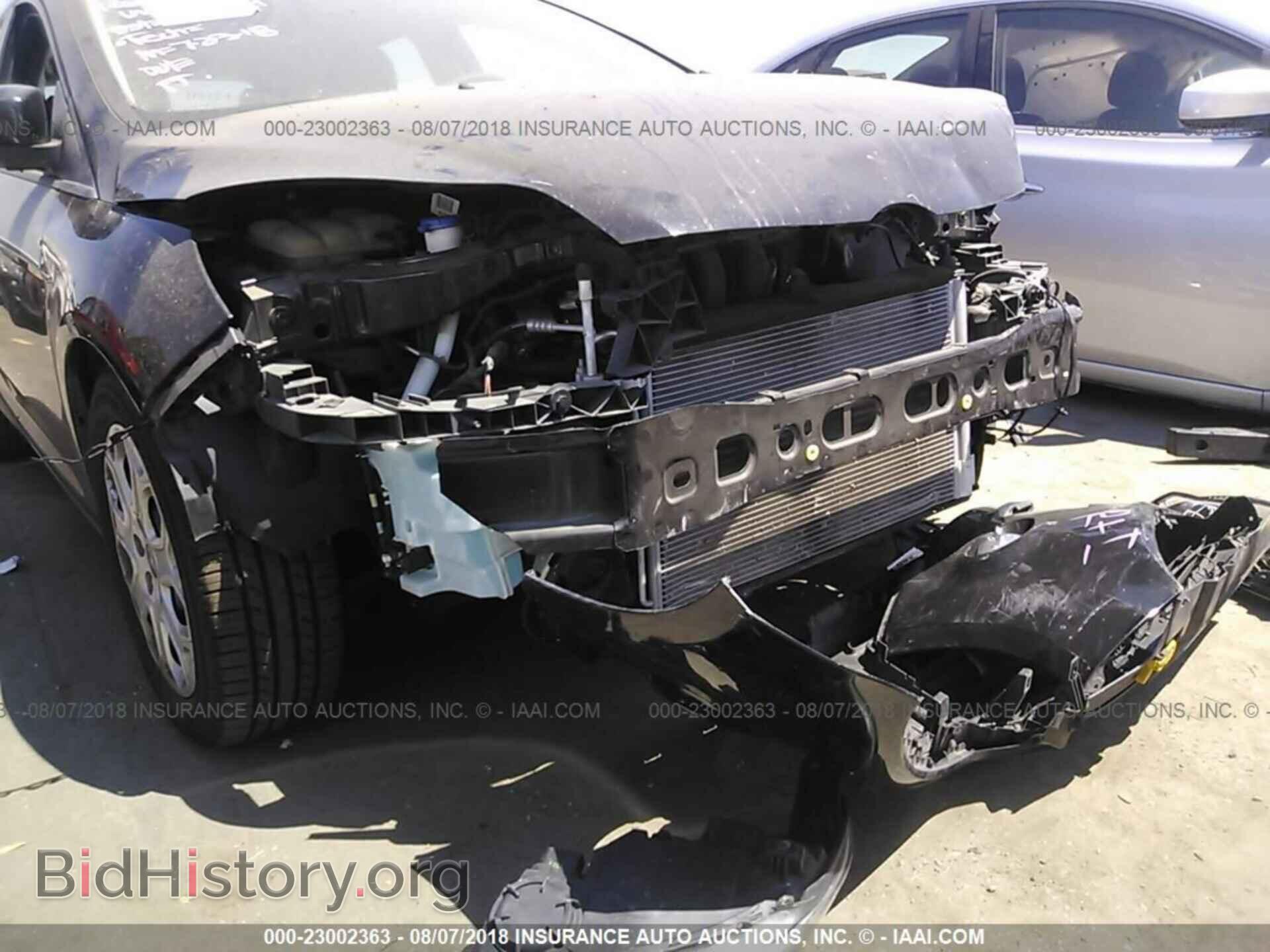 2012 Ford Focus - VIN: 1FAHP3K24CL412395 - Photo 6
