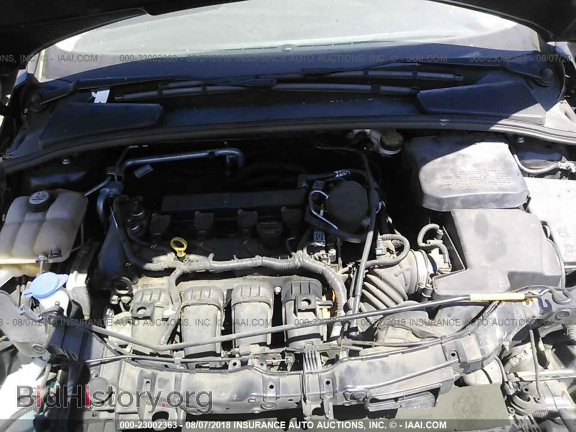2012 Ford Focus - VIN: 1FAHP3K24CL412395 - Photo 10
