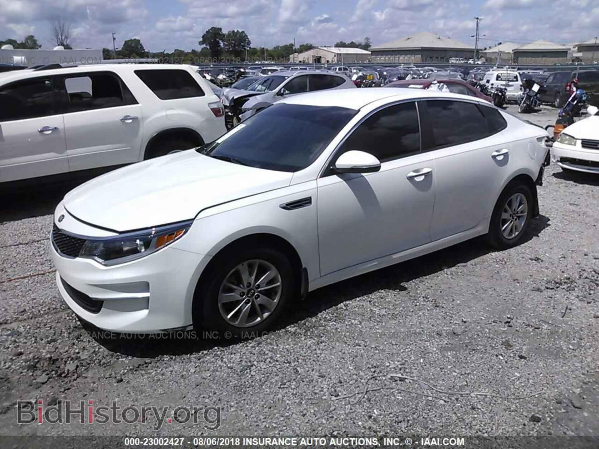2016 Kia Optima - VIN: KNAGT4L34G5100700 - Photo 2