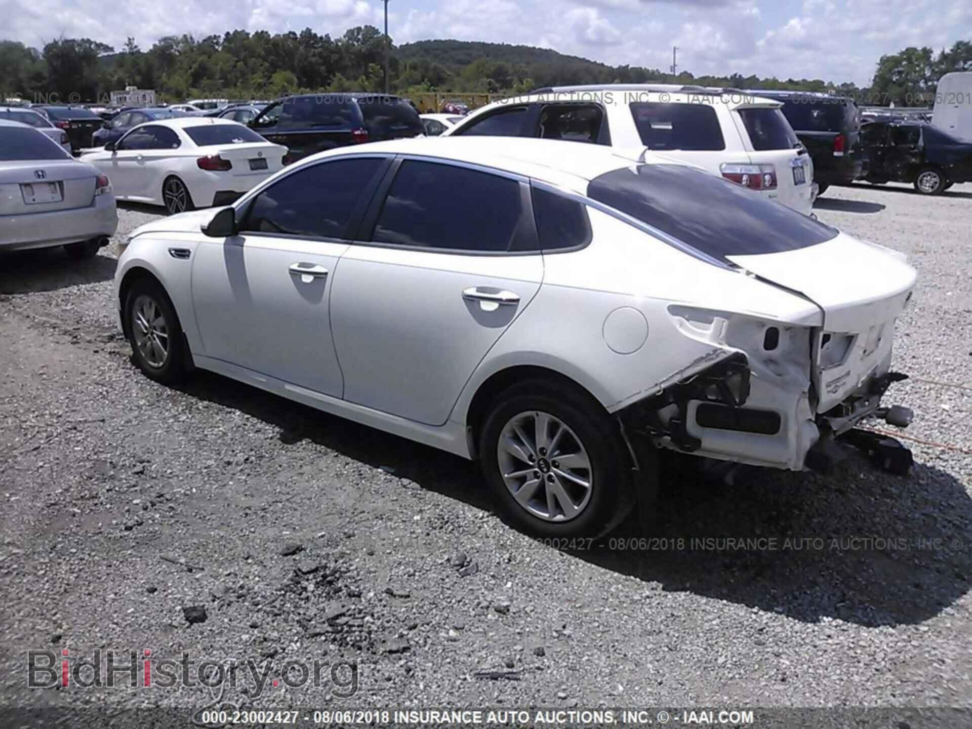 2016 Kia Optima - VIN: KNAGT4L34G5100700 - Photo 3