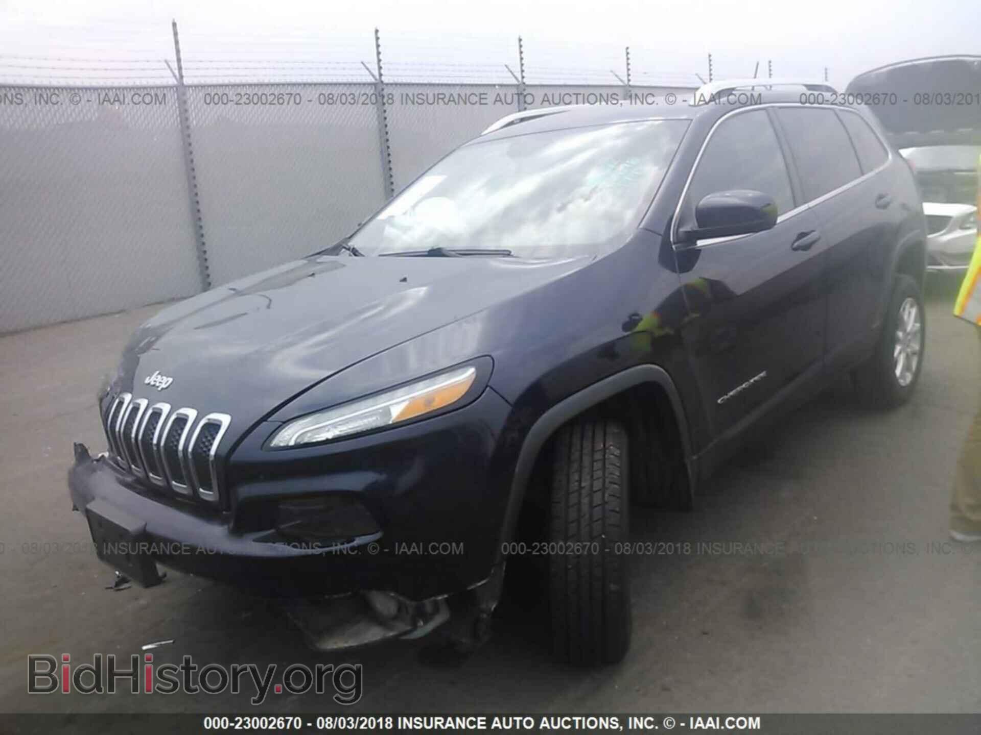 2014 Jeep Cherokee - VIN: 1C4PJMCS5EW257594 - Photo 2