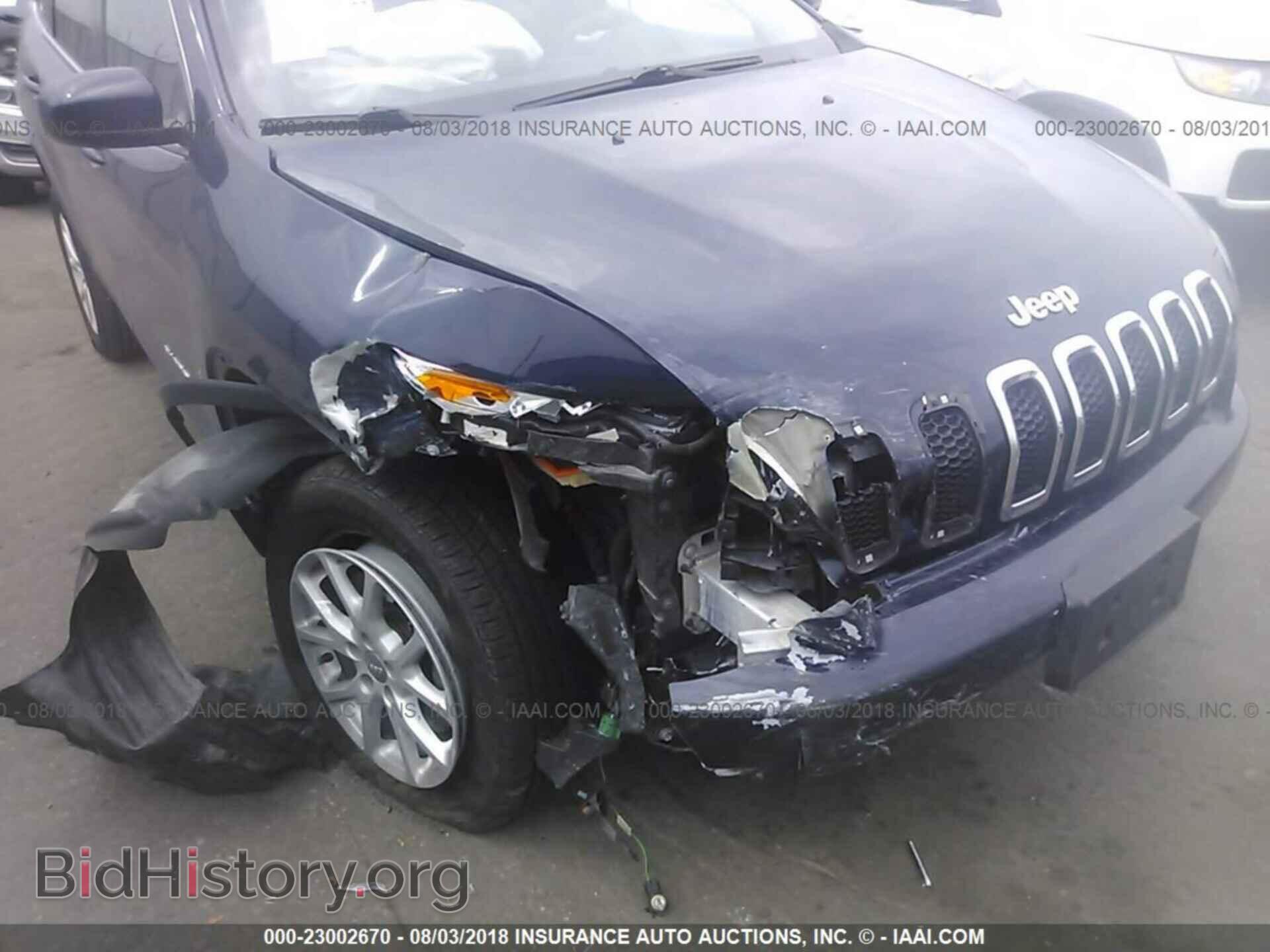 2014 Jeep Cherokee - VIN: 1C4PJMCS5EW257594 - Photo 6