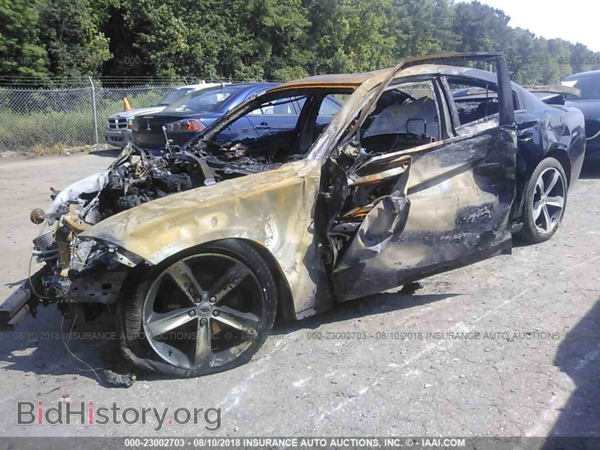 2017 Dodge Charger - VIN: 2C3CDXHG3HH551871 - Фото 2