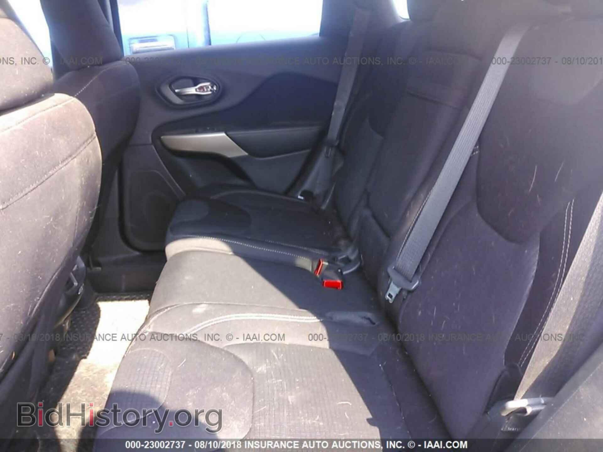 2017 Jeep Cherokee - VIN: 1C4PJMCB0HD226186 - Фото 8