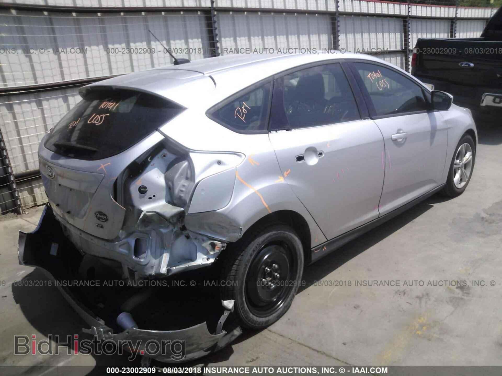 2012 Ford Focus - VIN: 1FAHP3K21CL167345 - Фото 4