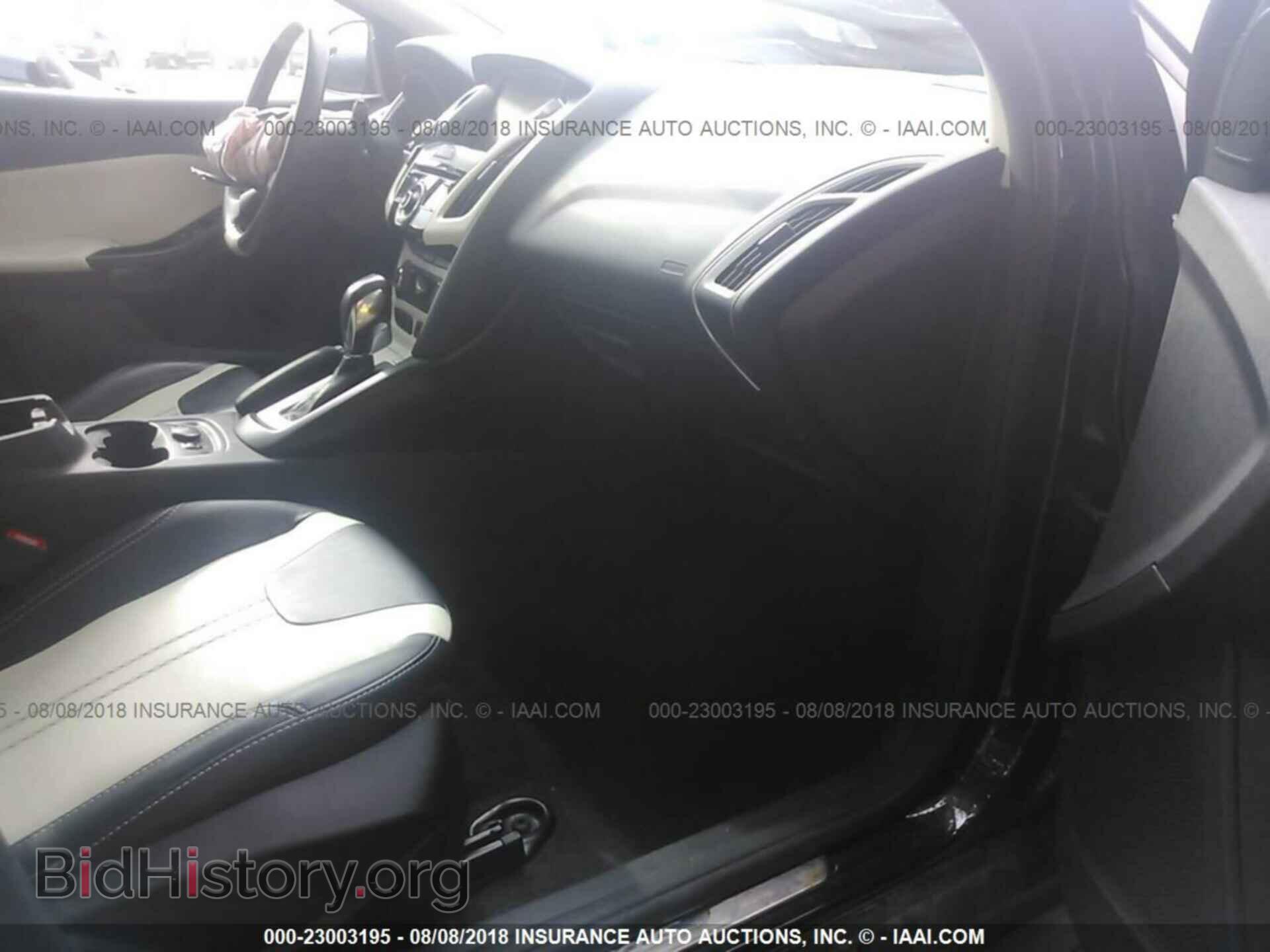 2014 Ford Focus - VIN: 1FADP3N21EL206318 - Фото 5
