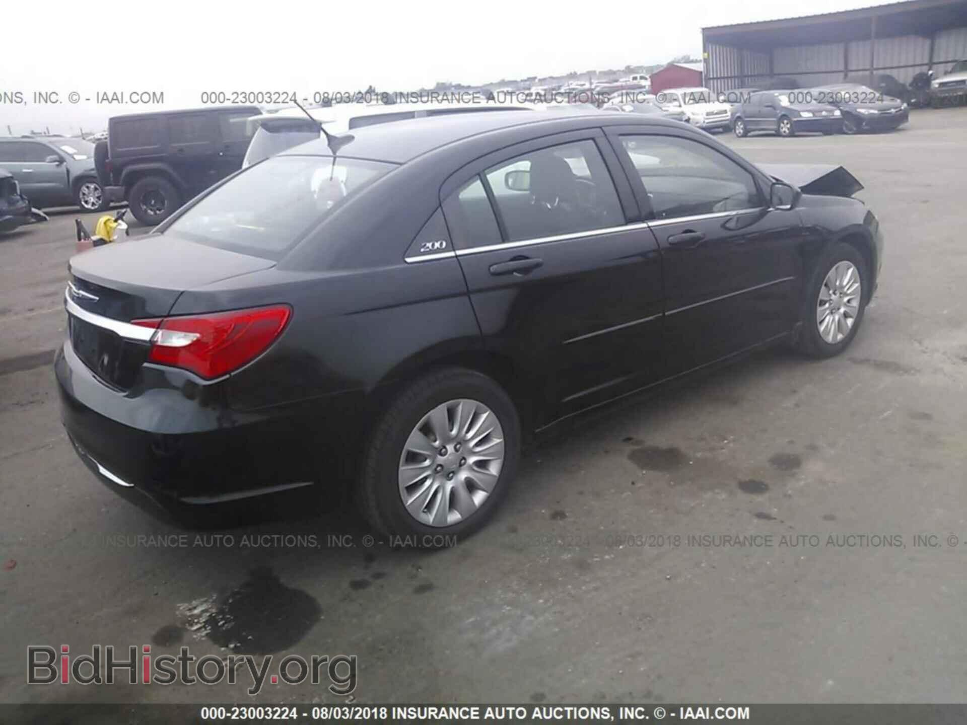 2012 Chrysler 200 - VIN: 1C3CCBAB8CN202886 - Фото 4