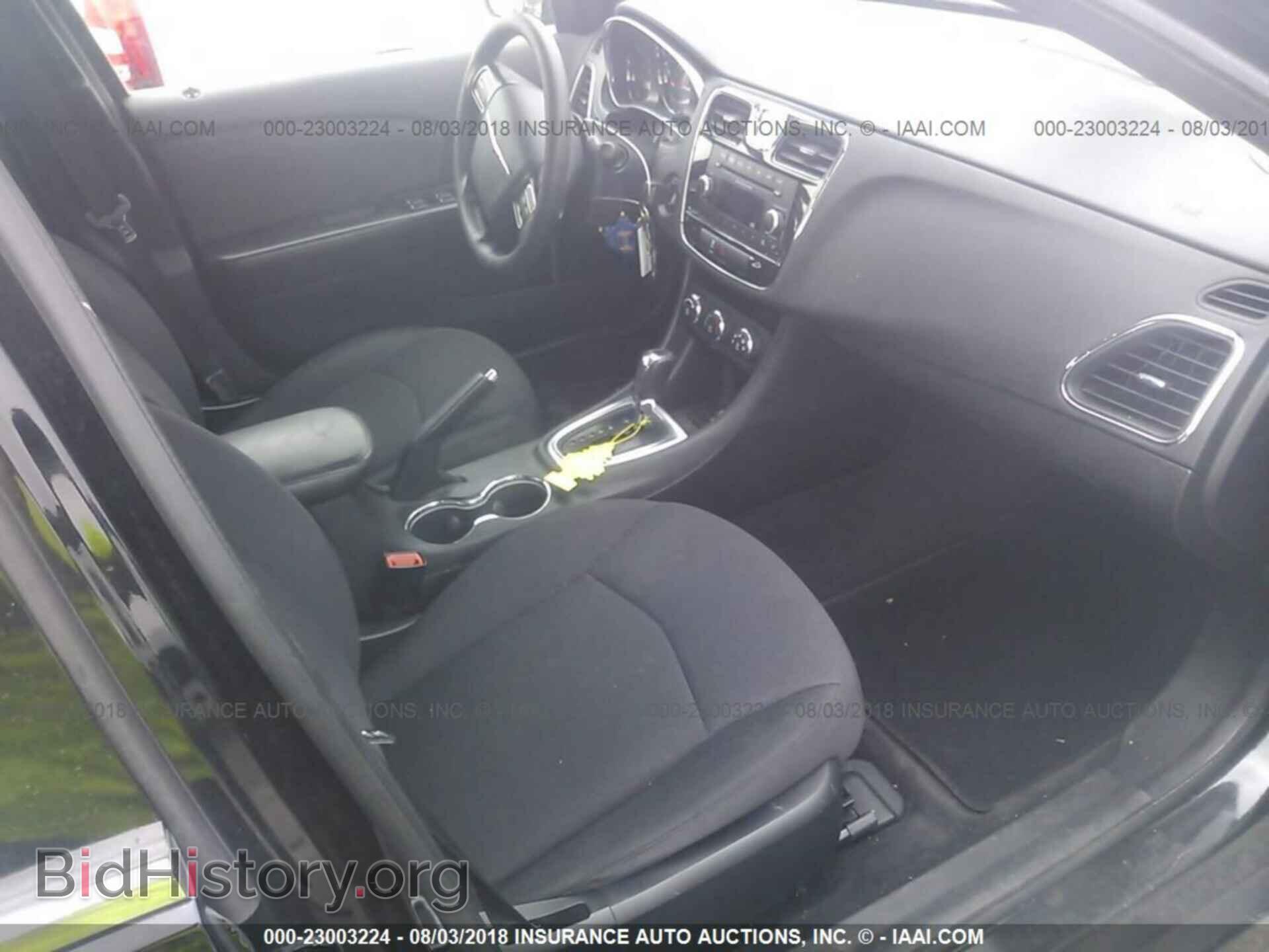 2012 Chrysler 200 - VIN: 1C3CCBAB8CN202886 - Фото 5