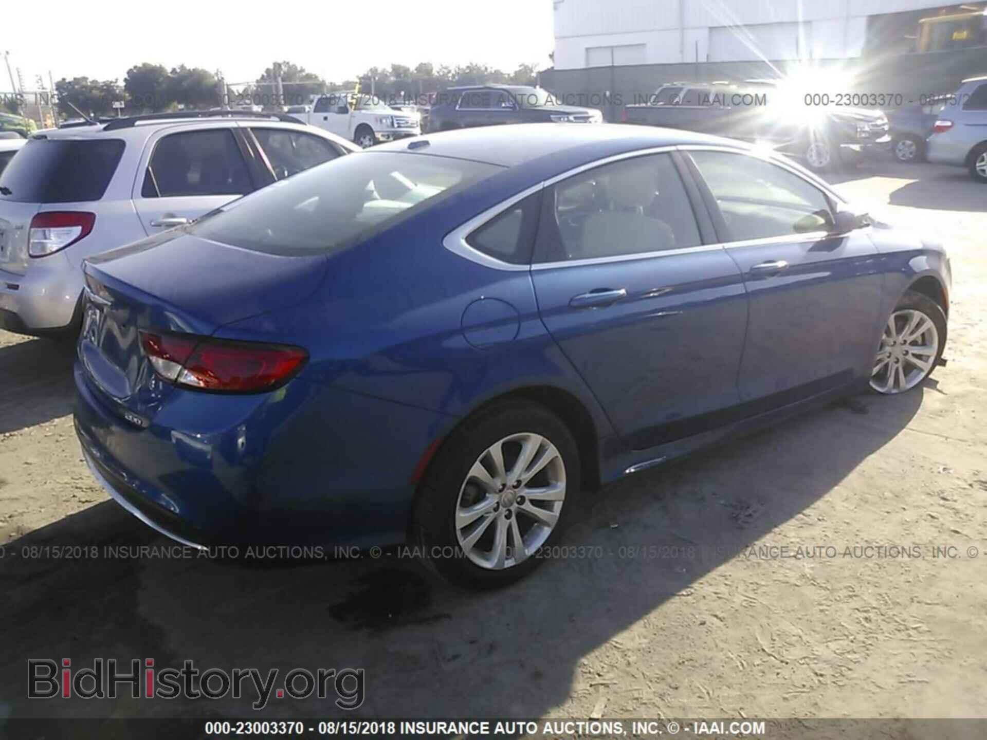 2015 Chrysler 200 - VIN: 1C3CCCABXFN531177 - Photo 4