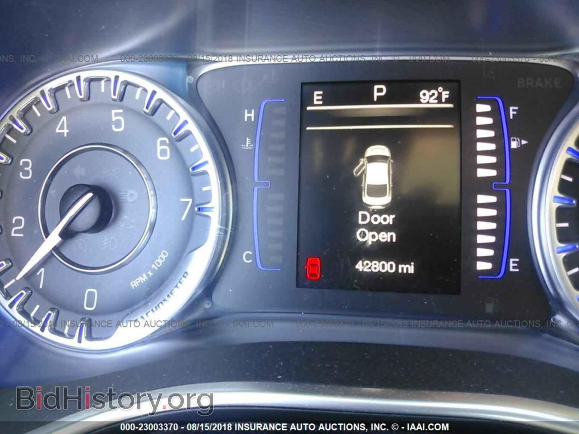 2015 Chrysler 200 - VIN: 1C3CCCABXFN531177 - Photo 7