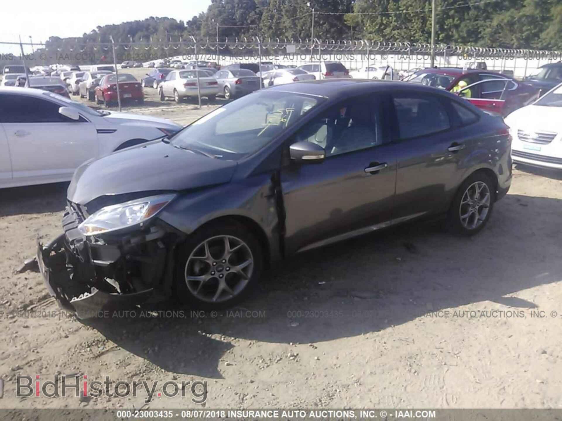 2013 Ford Focus - VIN: 1FADP3F26DL320358 - Photo 2