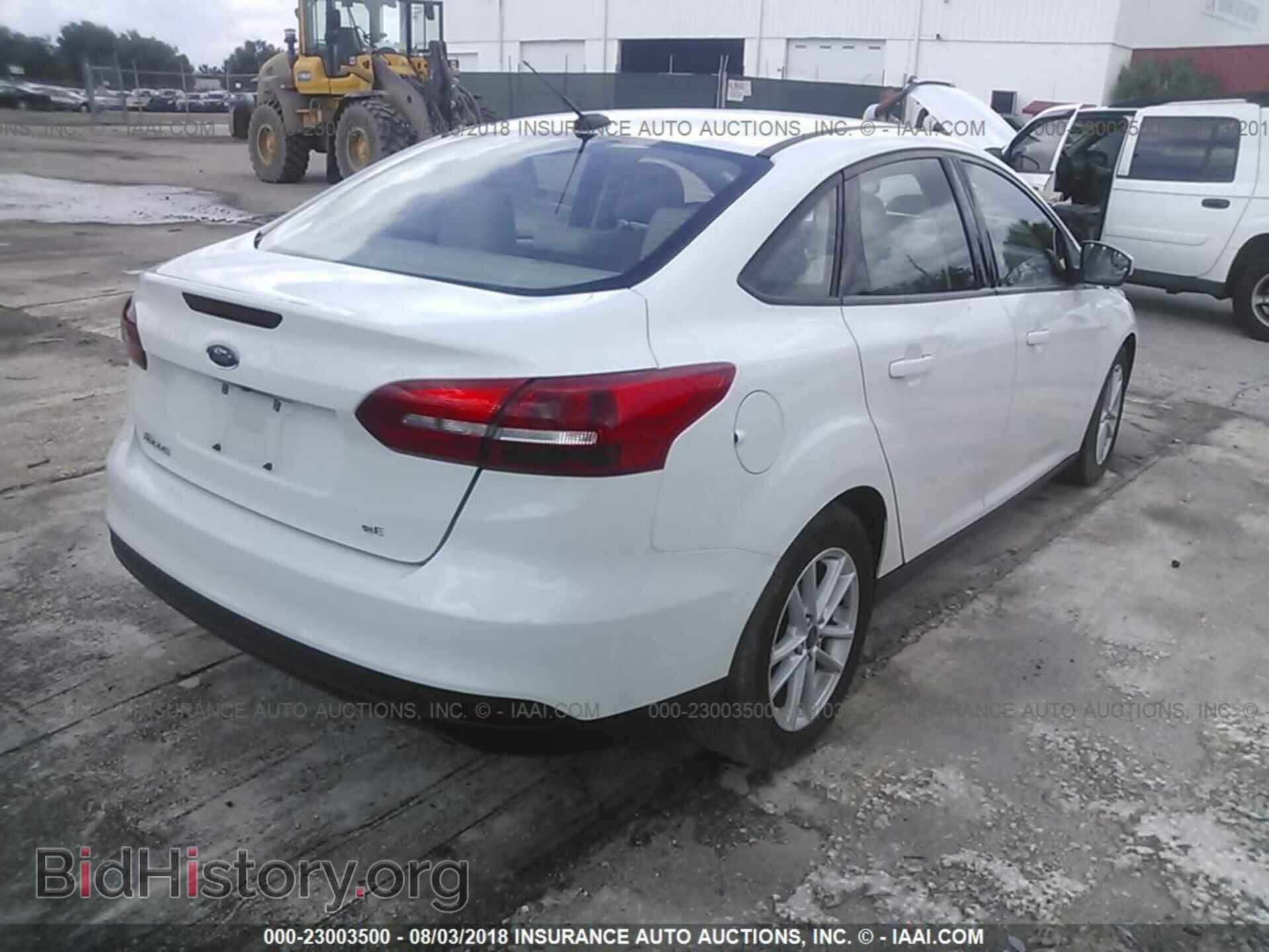 2017 Ford Focus - VIN: 1FADP3F23HL224810 - Photo 4