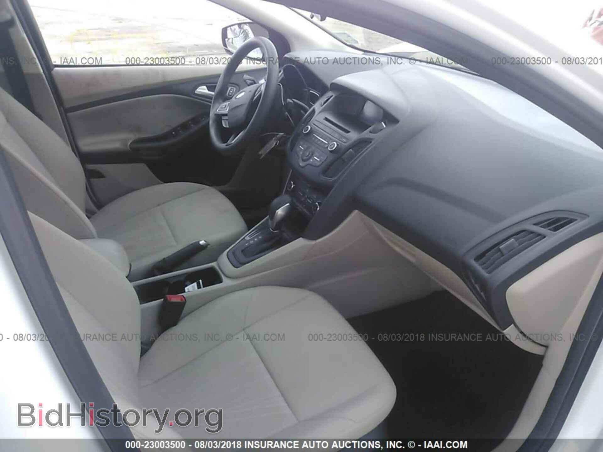 2017 Ford Focus - VIN: 1FADP3F23HL224810 - Photo 5