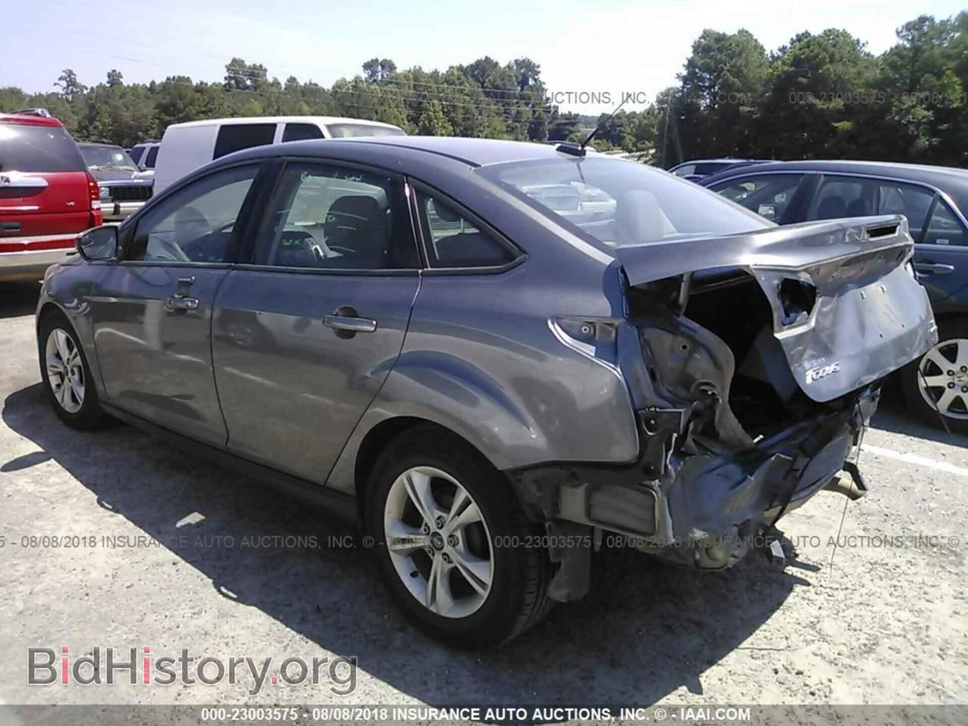 2014 Ford Focus - VIN: 1FADP3F26EL447077 - Фото 3