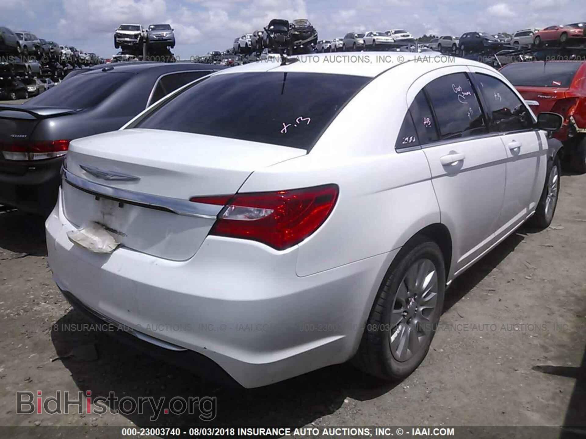 2013 Chrysler 200 - VIN: 1C3CCBAB9DN733516 - Photo 4