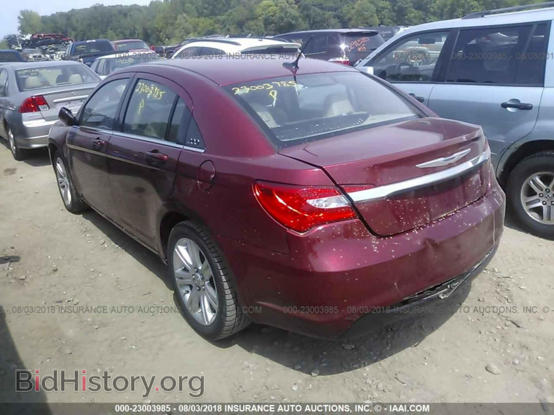 2011 Chrysler 200 - VIN: 1C3BC1FBXBN592872 - Фото 3