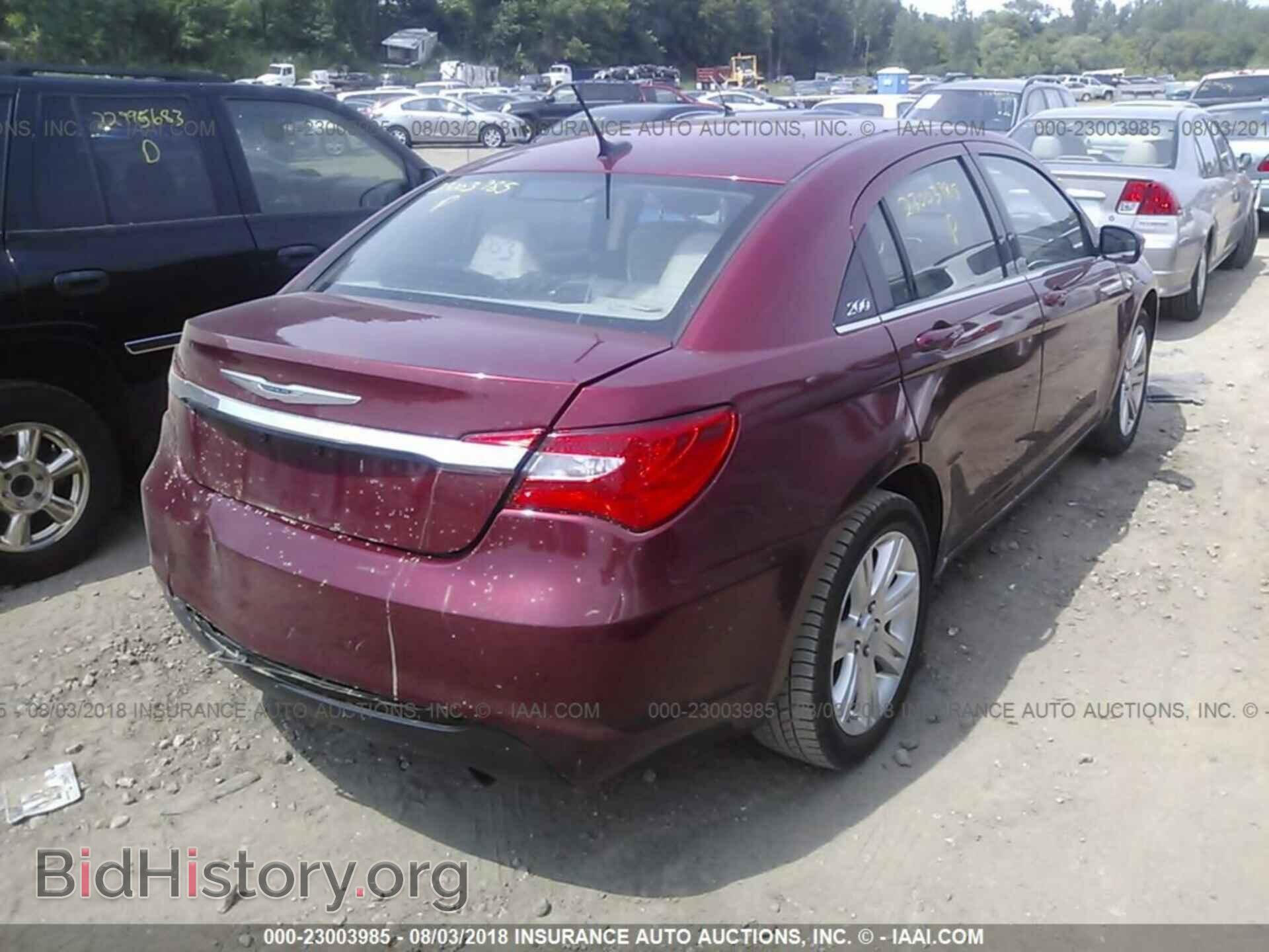 2011 Chrysler 200 - VIN: 1C3BC1FBXBN592872 - Фото 4