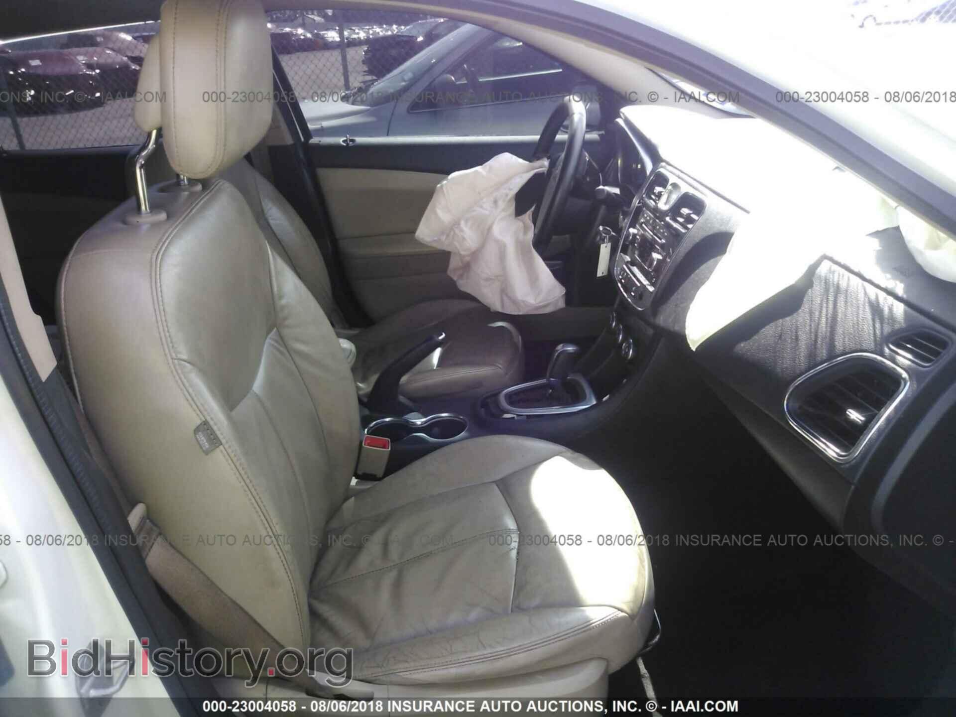 2013 Chrysler 200 - VIN: 1C3CCBCG0DN545833 - Фото 5