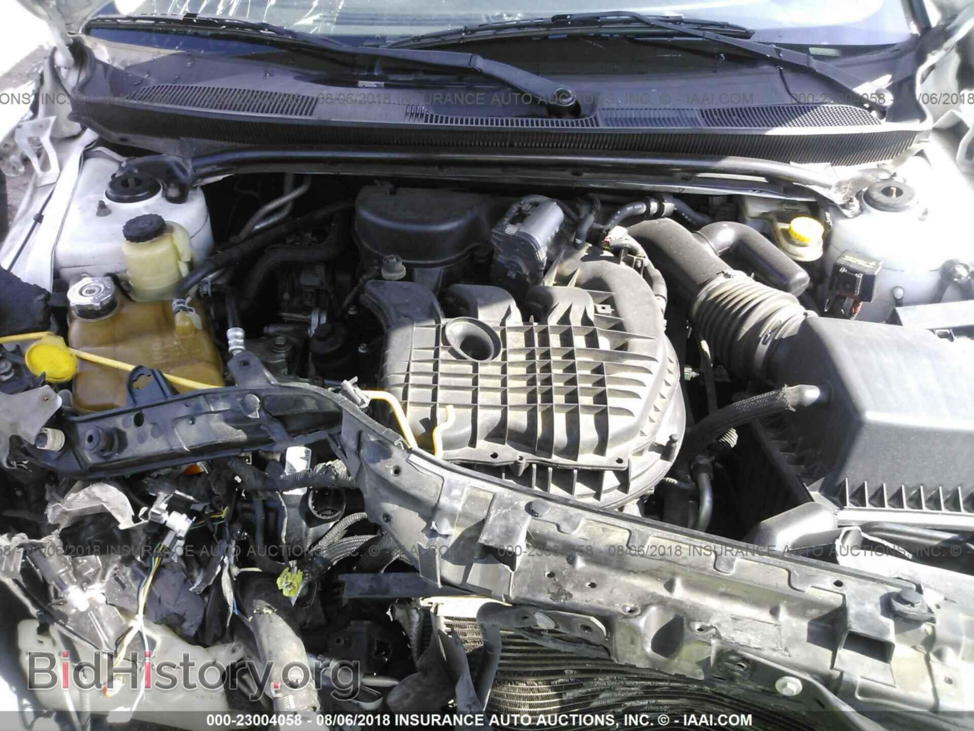 2013 Chrysler 200 - VIN: 1C3CCBCG0DN545833 - Фото 10