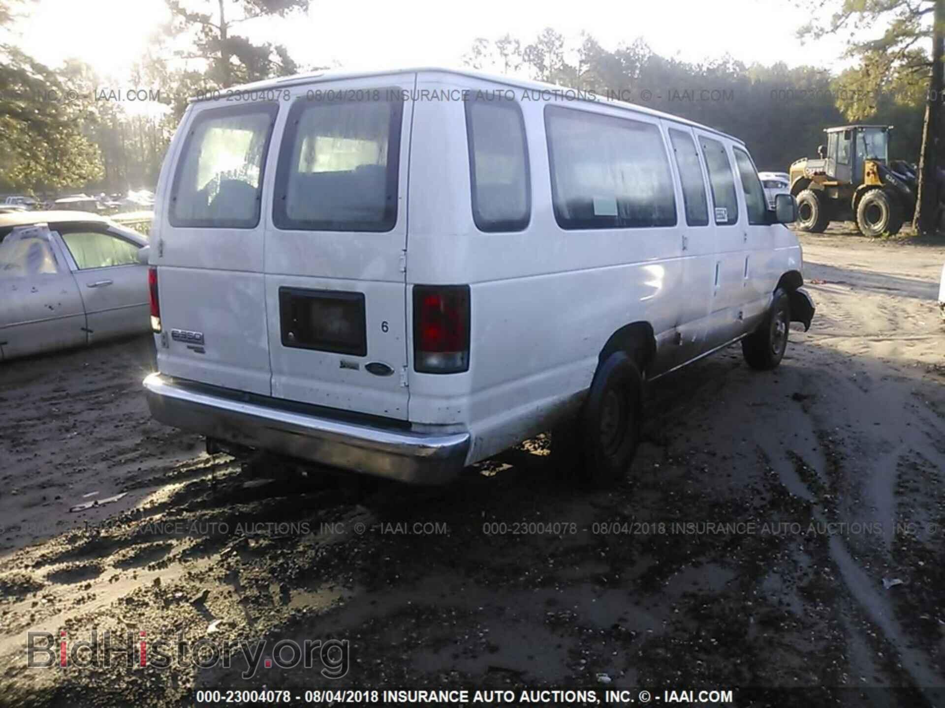 2012 Ford Econoline - VIN: 1FBSS3BL0CDA76203 - Photo 4