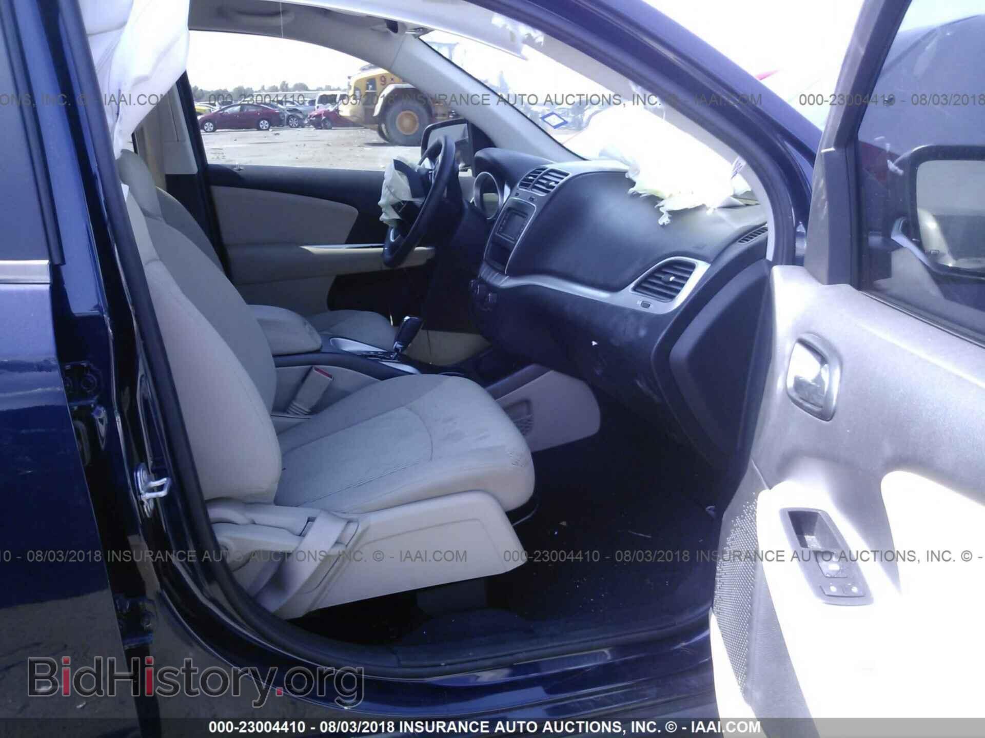 2018 Dodge Journey - VIN: 3C4PDCAB5JT140960 - Фото 5