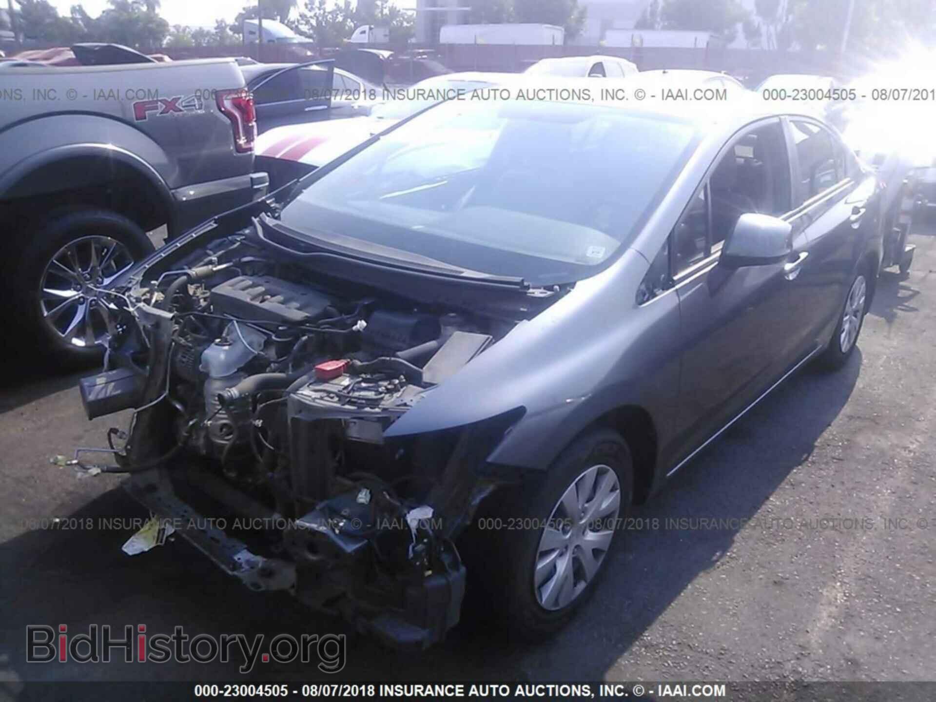 2012 Honda Civic - VIN: 19XFB2F53CE356618 - Photo 2