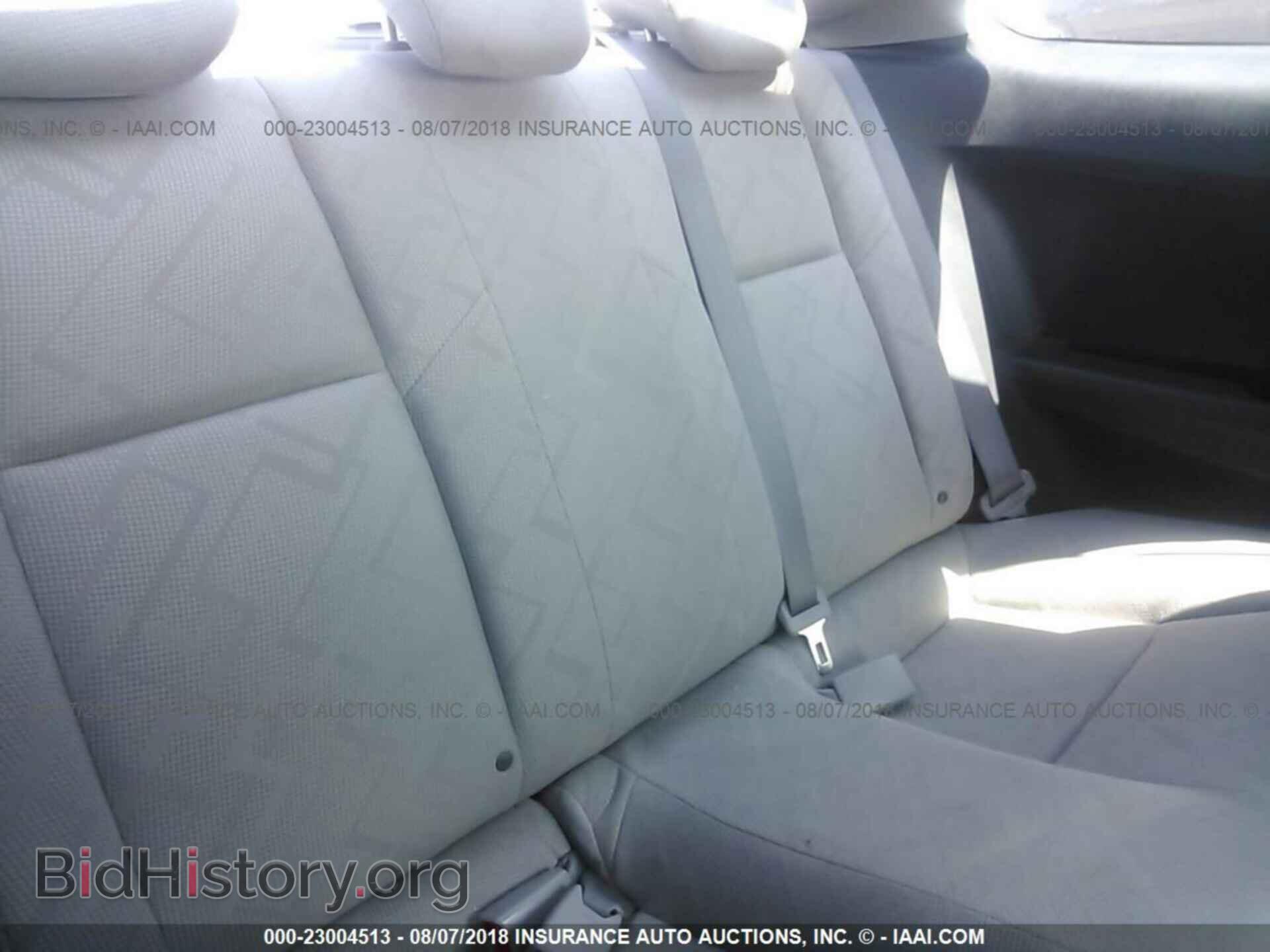 2012 Honda Civic - VIN: 2HGFG3B50CH533385 - Photo 8