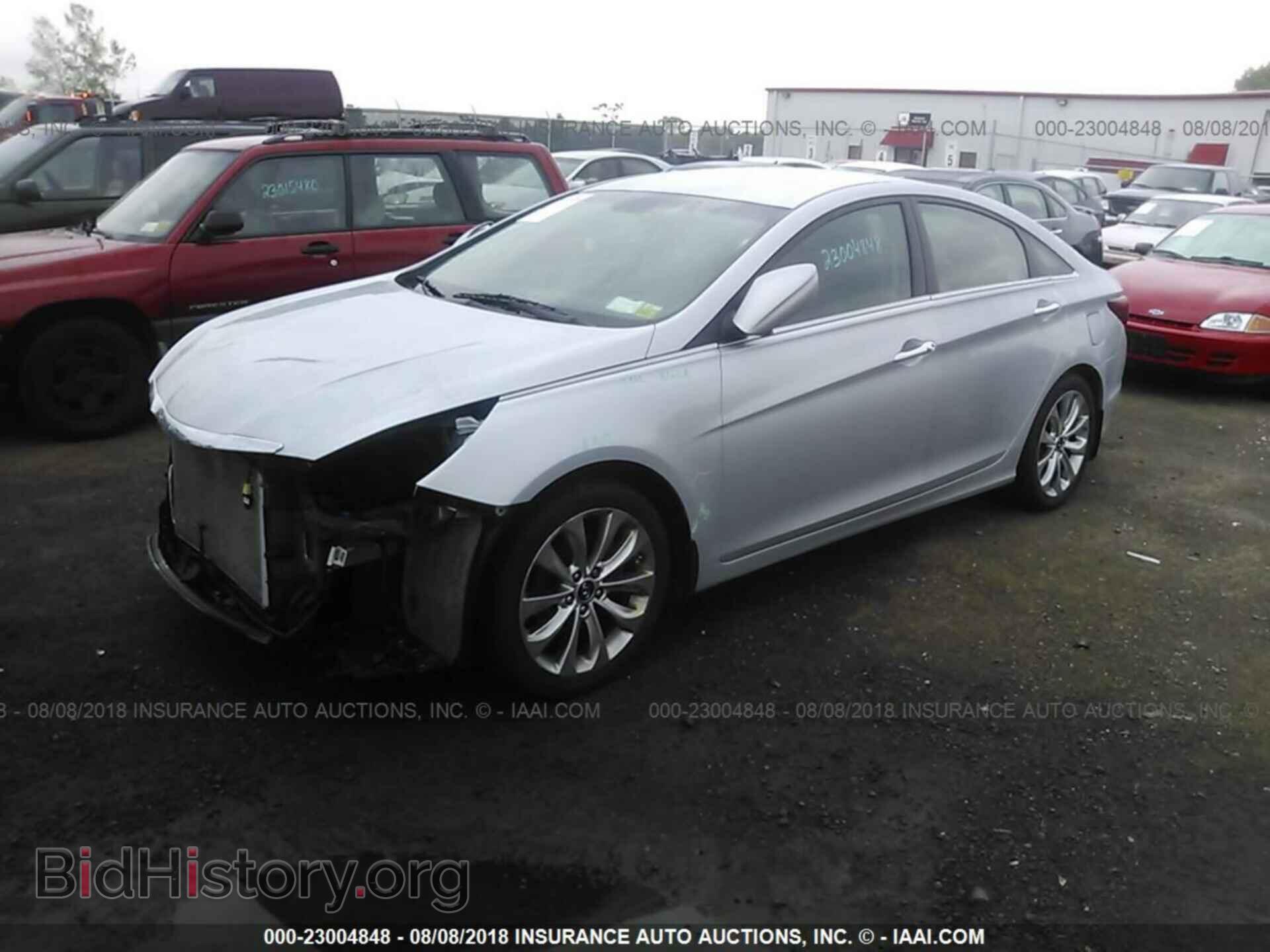 2012 Hyundai Sonata - VIN: 5NPEC4ACXCH386365 - Фото 2