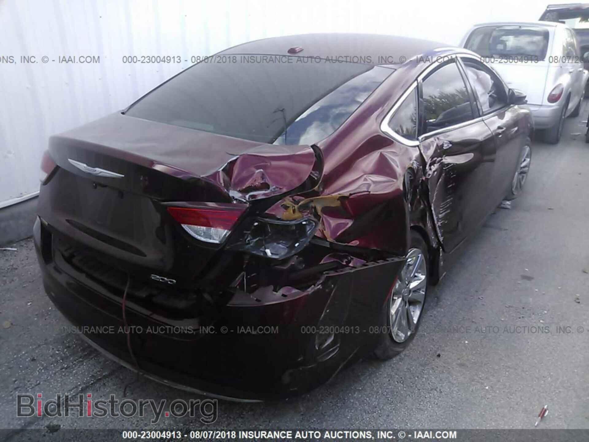 2015 Chrysler 200 - VIN: 1C3CCCAB0FN619462 - Photo 4