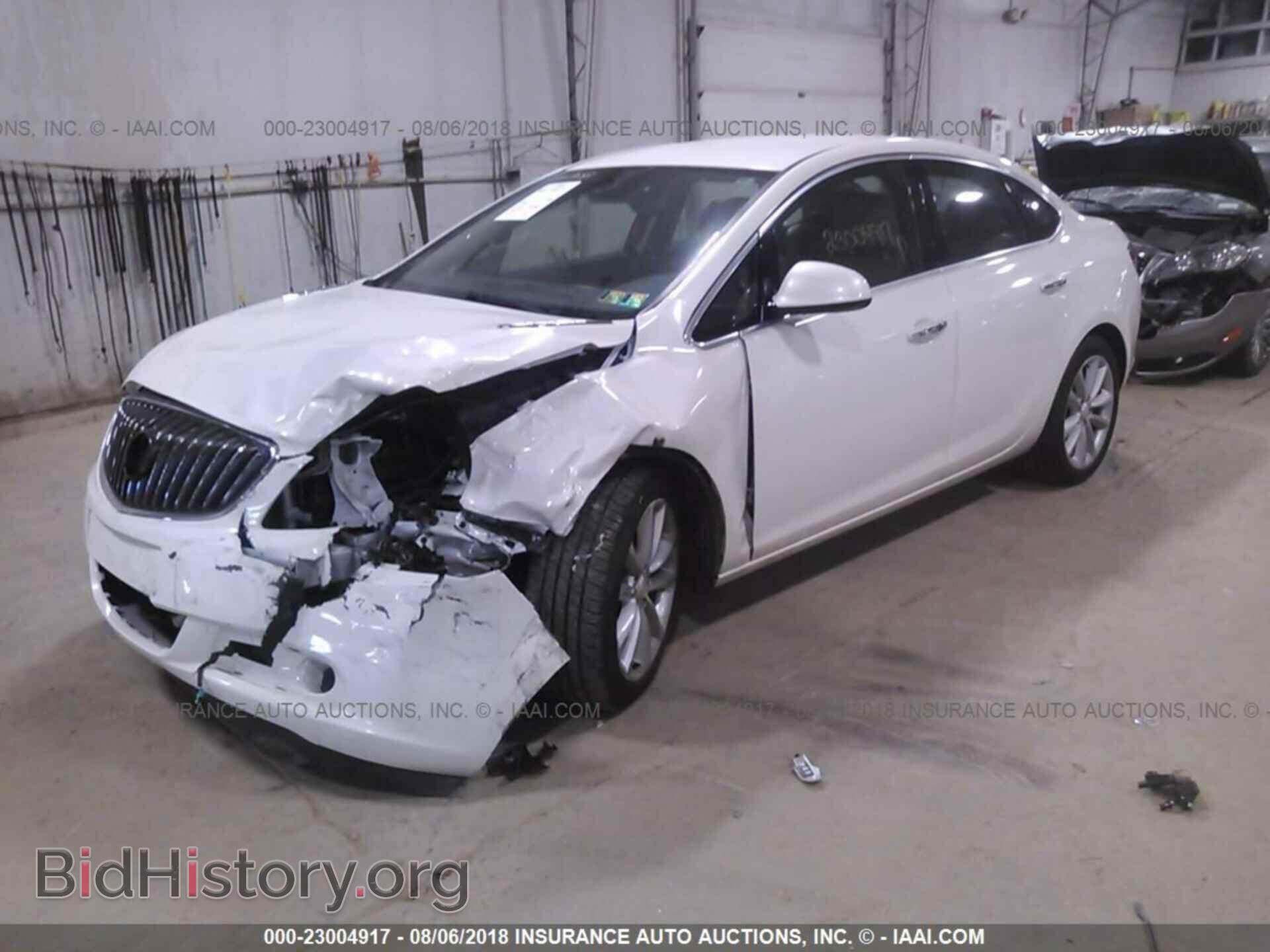2012 Buick Verano - VIN: 1G4PP5SK1C4227079 - Фото 2