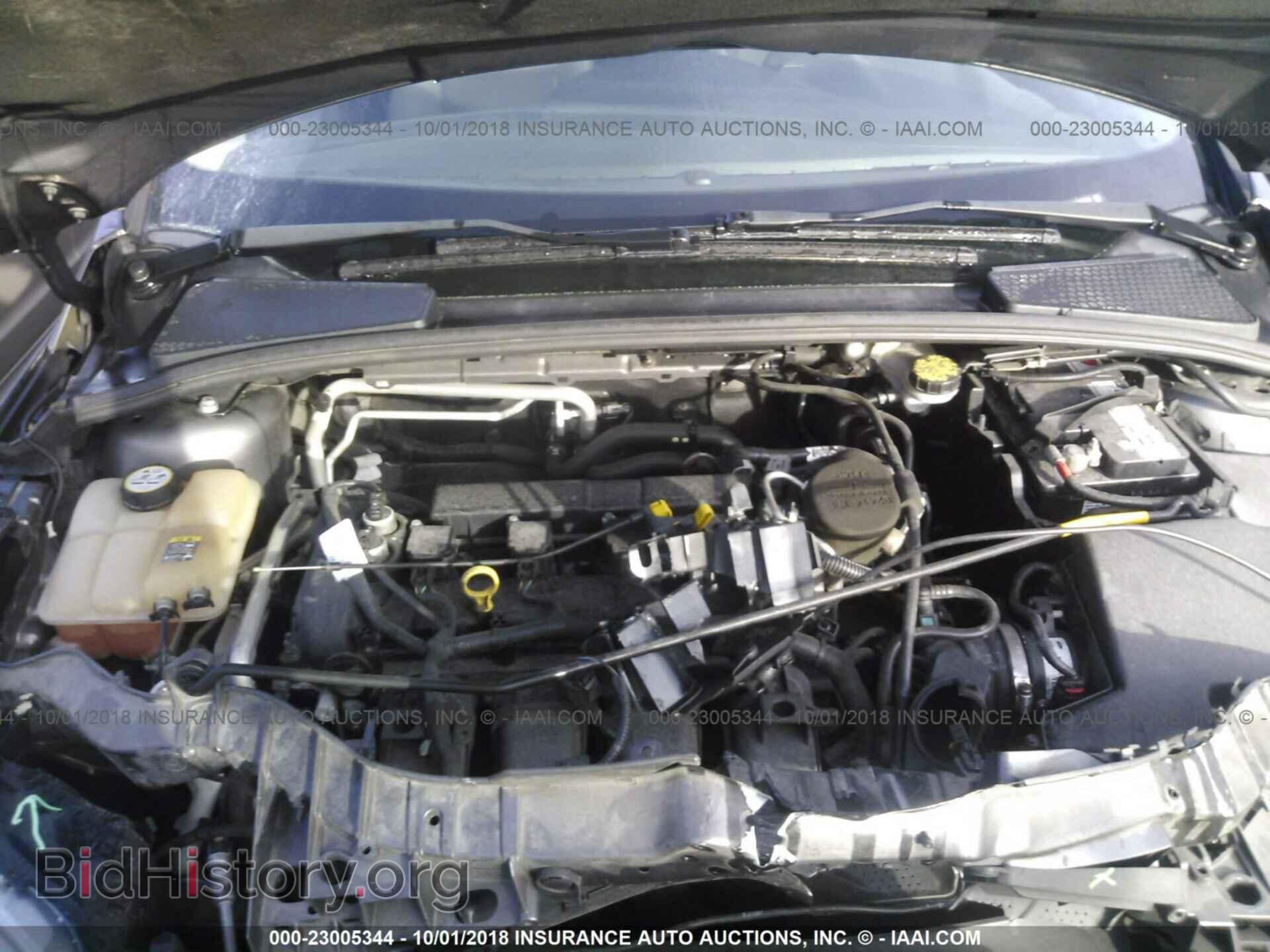2012 Ford Focus - VIN: 1FAHP3F26CL282551 - Photo 10