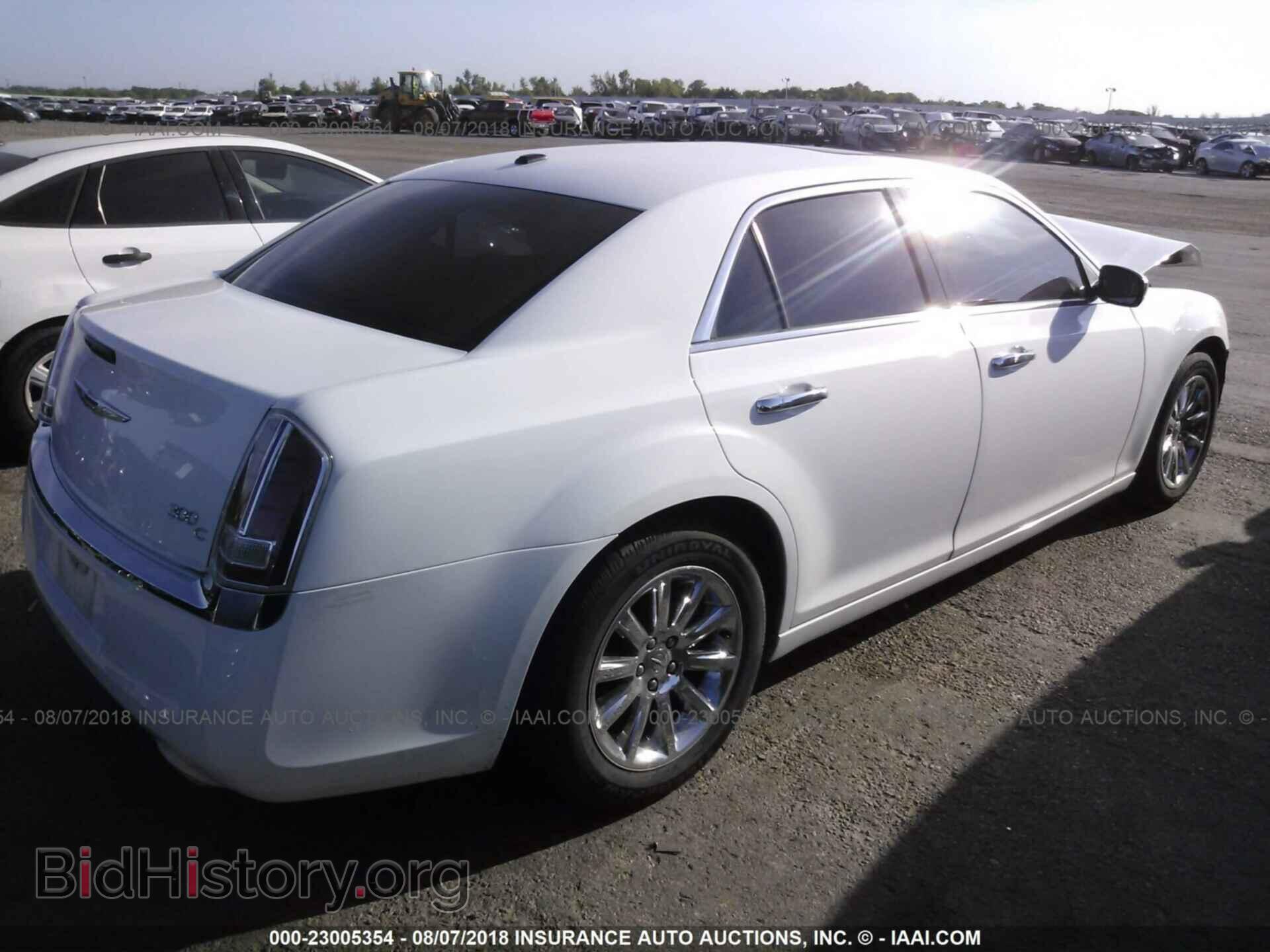 2013 Chrysler 300c - VIN: 2C3CCAET3DH644269 - Фото 4