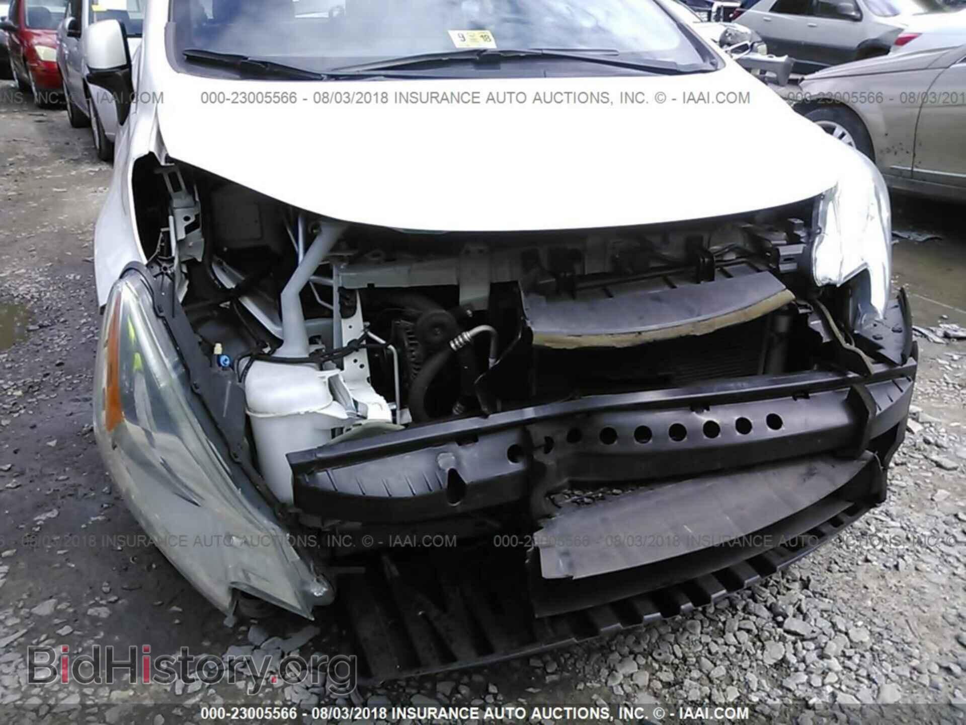 2014 Nissan Versa note - VIN: 3N1CE2CP6EL424315 - Photo 6