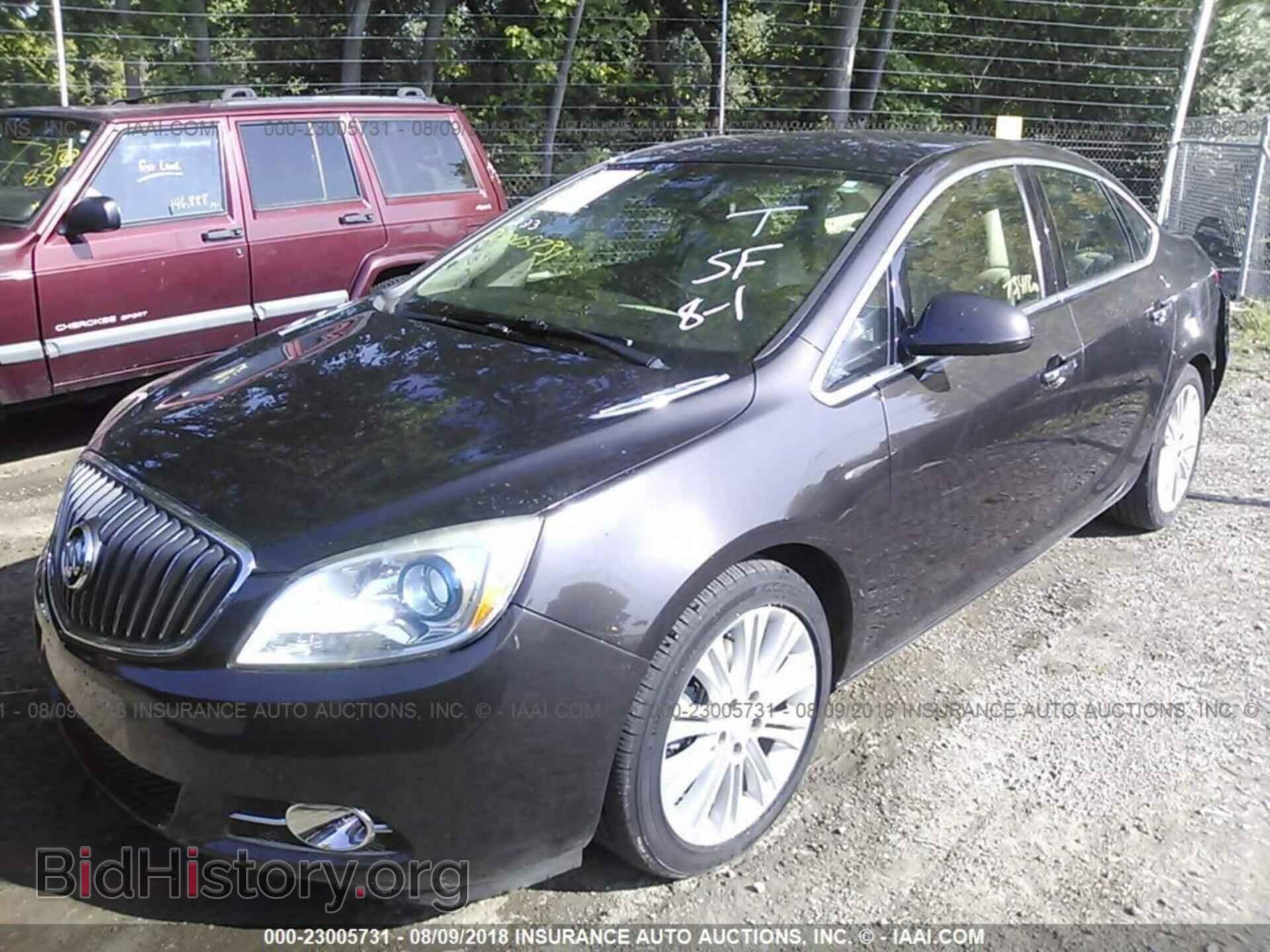2013 Buick Verano - VIN: 1G4PP5SK6D4207105 - Photo 2
