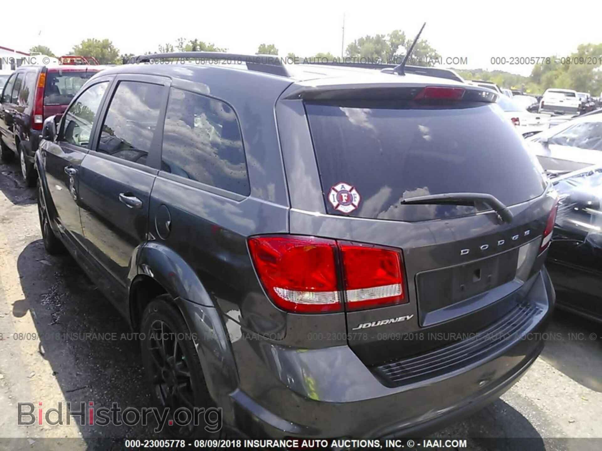 2015 Dodge Journey - VIN: 3C4PDCBG8FT632142 - Фото 3