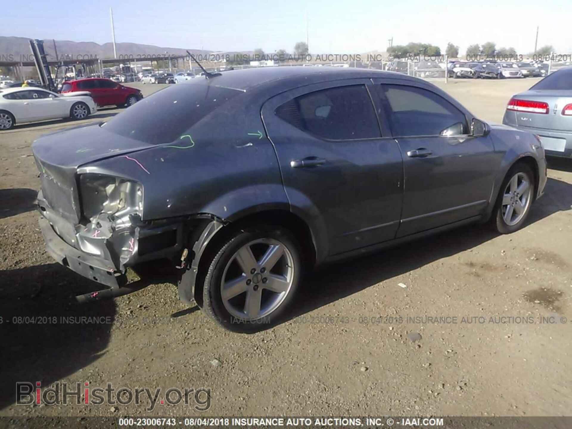 2013 Dodge Avenger - VIN: 1C3CDZCB9DN663728 - Photo 4