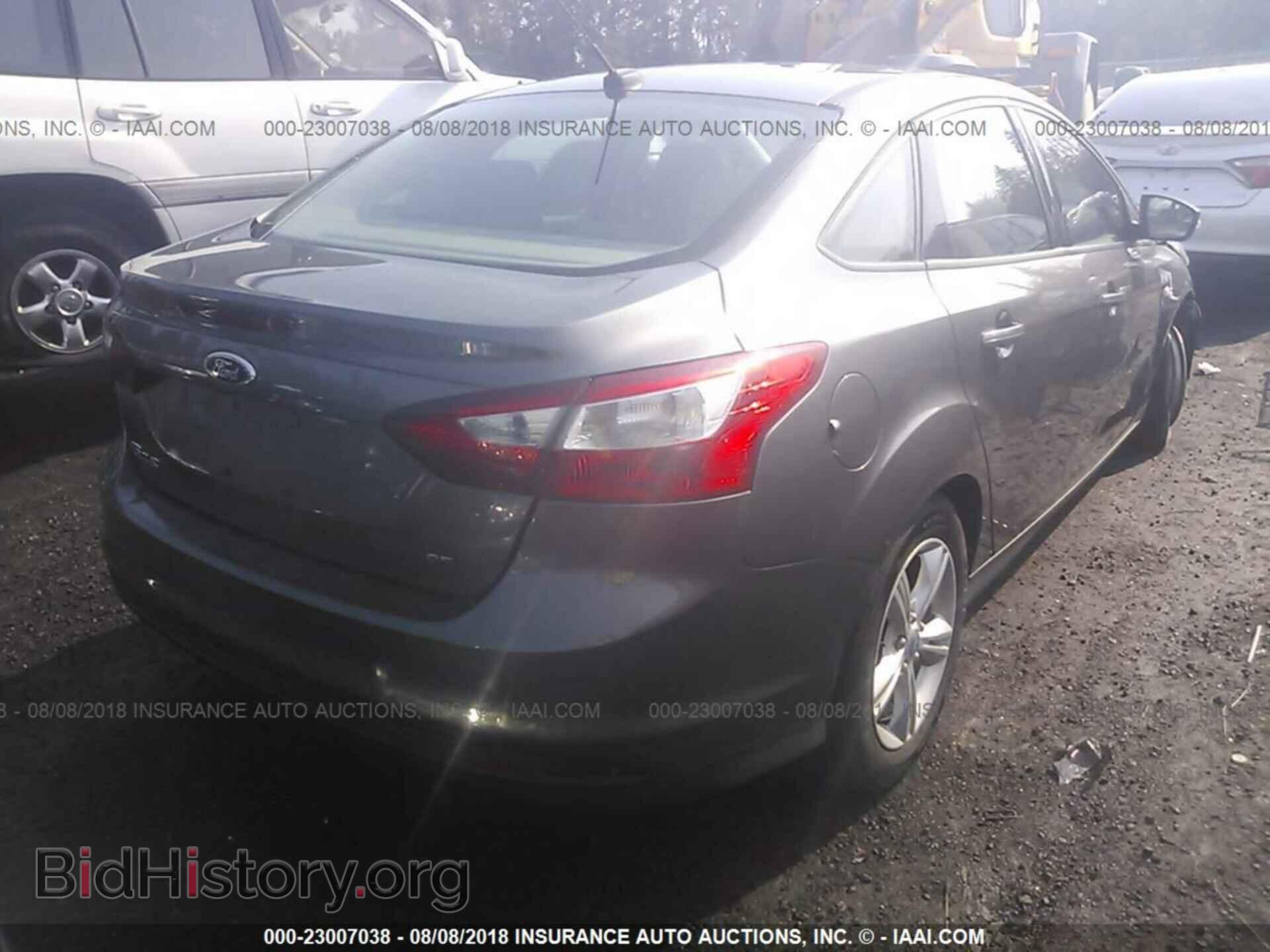 2013 Ford Focus - VIN: 1FADP3F22DL171107 - Photo 4