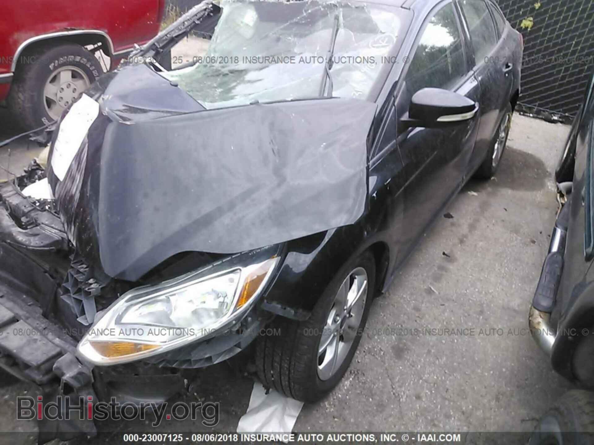2014 Ford Focus - VIN: 1FADP3F23EL249461 - Photo 2