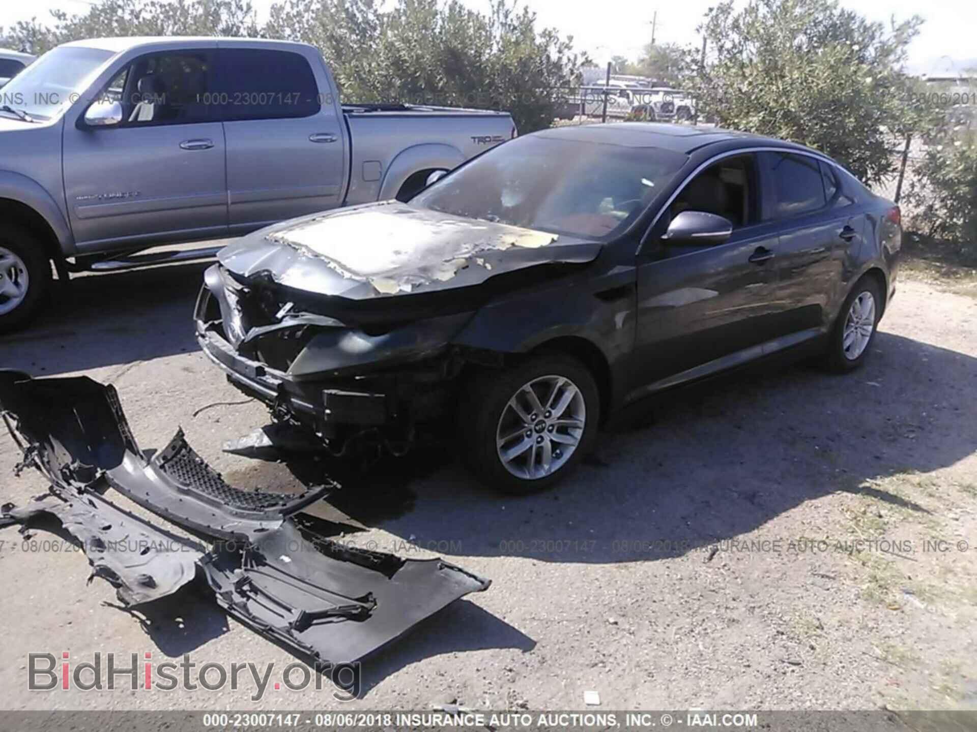 2011 Kia Optima - VIN: KNAGM4A79B5111199 - Фото 2