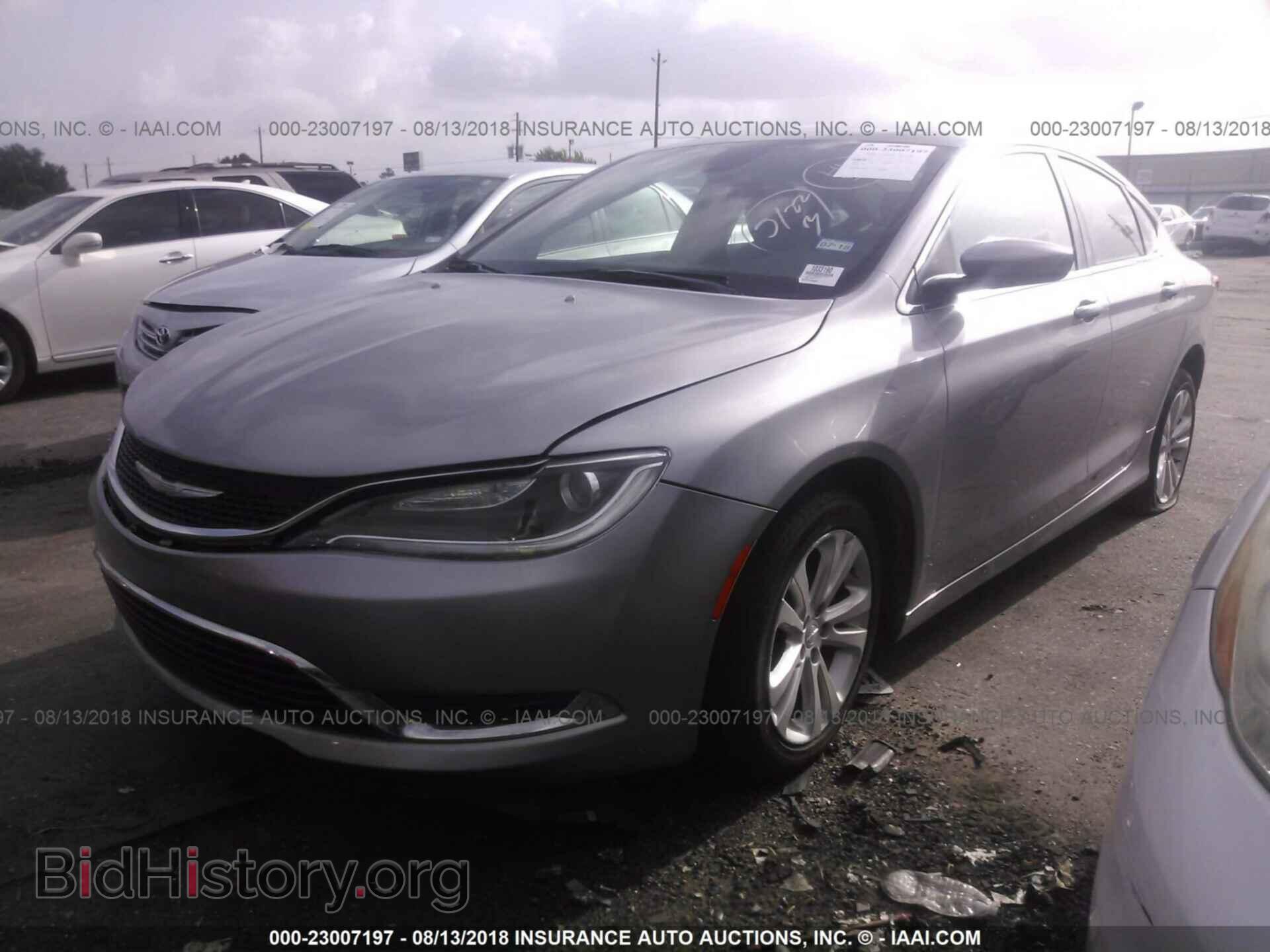 2015 Chrysler 200 - VIN: 1C3CCCAB1FN739559 - Фото 2