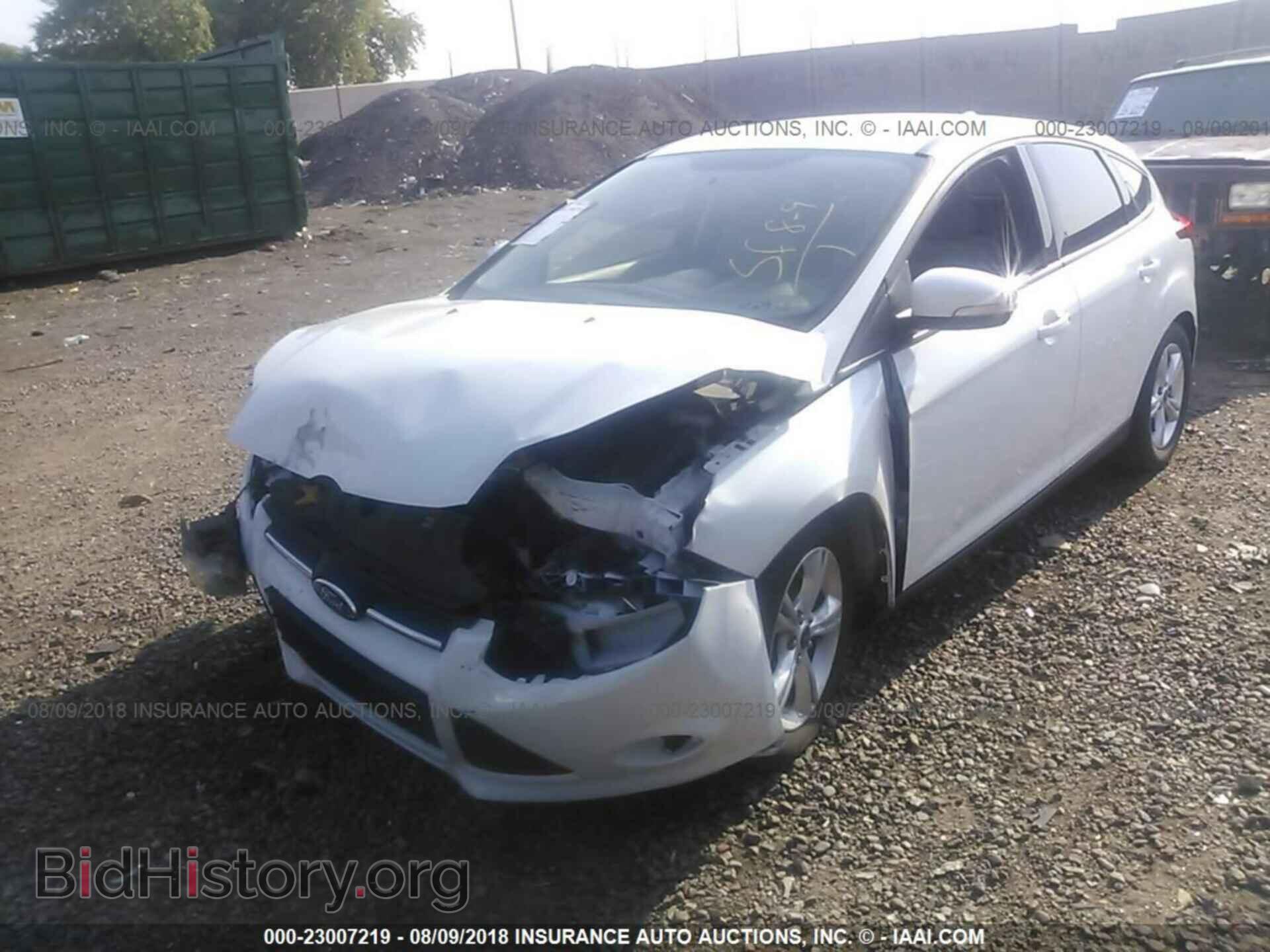 2013 Ford Focus - VIN: 1FADP3K27DL116870 - Photo 2