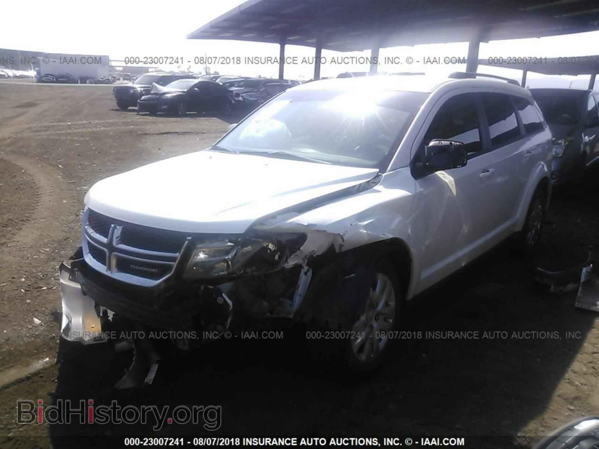 2016 Dodge Journey - VIN: 3C4PDDAG2GT106498 - Photo 2