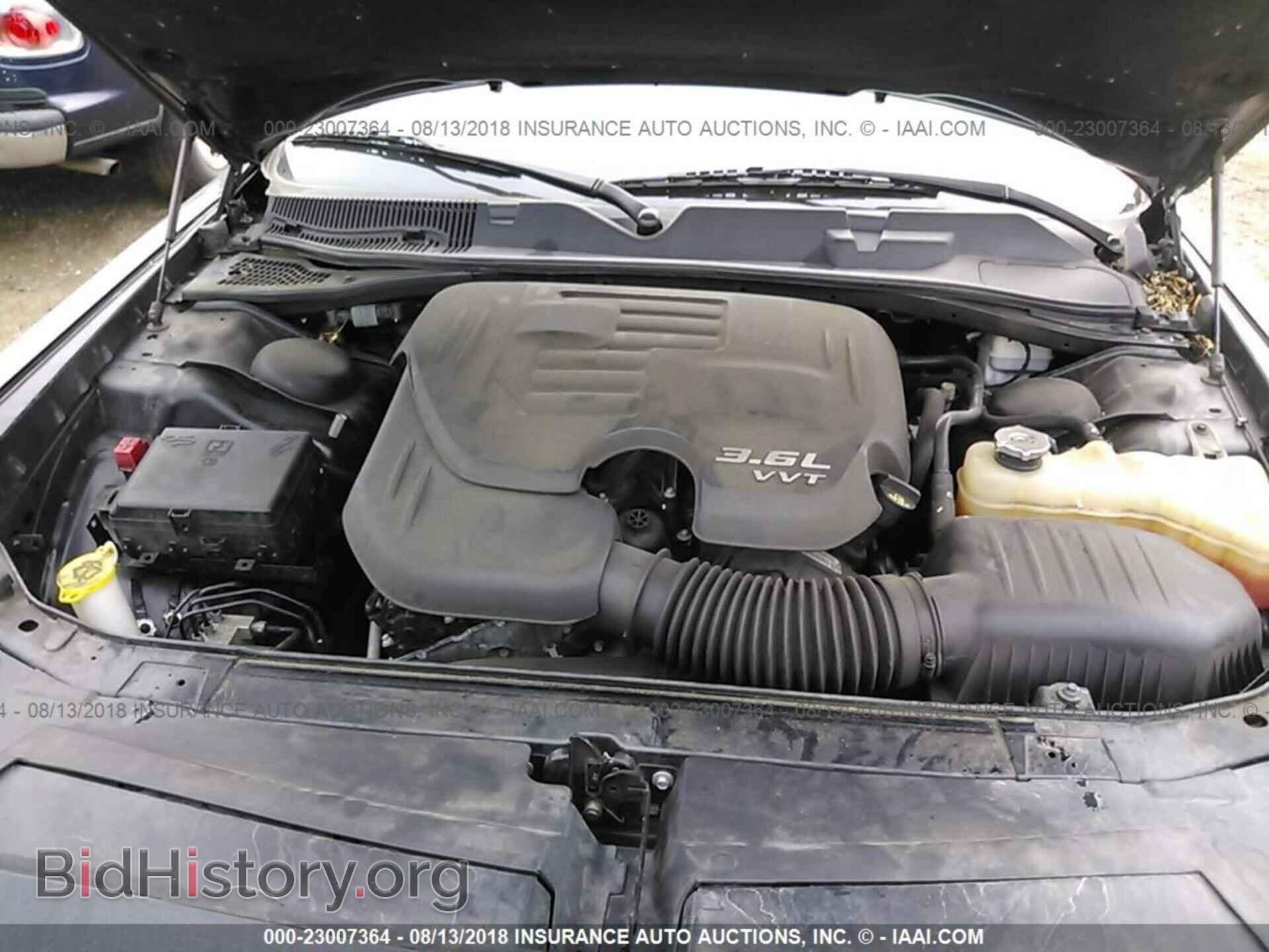 2015 Dodge Challenger - VIN: 2C3CDZAG4FH923916 - Photo 10