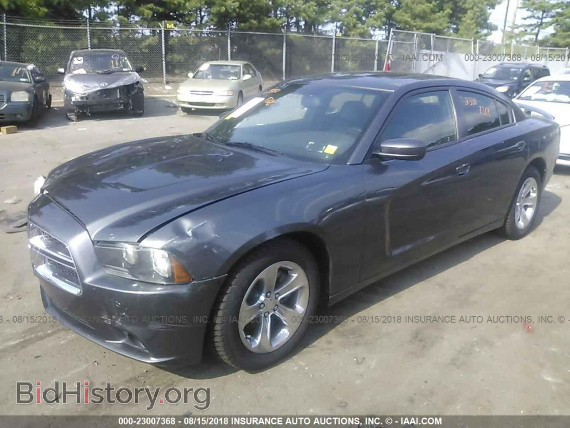 2013 Dodge Charger - VIN: 2C3CDXHG6DH547792 - Фото 2